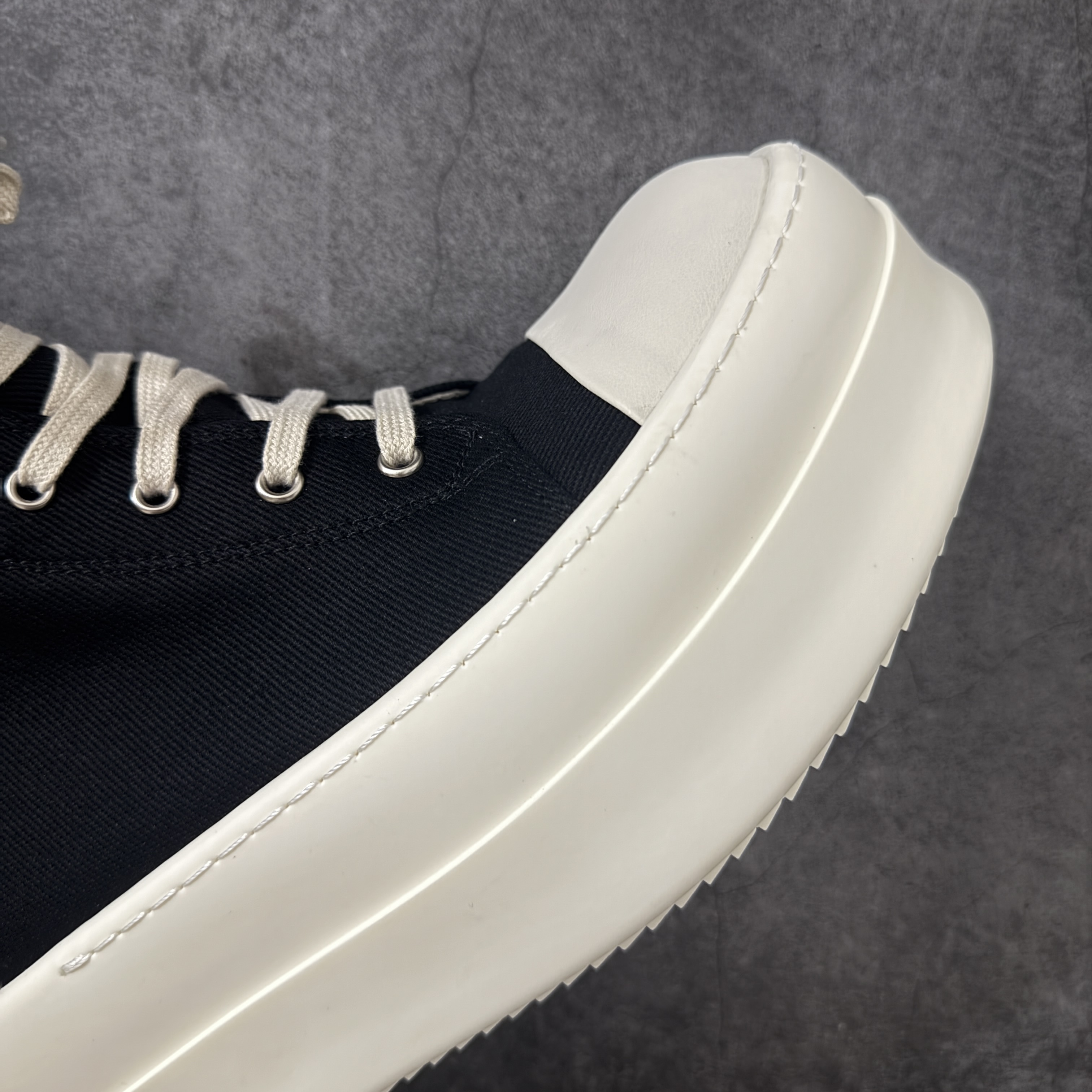 RICK OWENS RO 圆头 高筒  板鞋 休闲鞋 波鞋 男鞋   厚底 帆布拉链细鞋带   黑白 DU01F4831DO-911