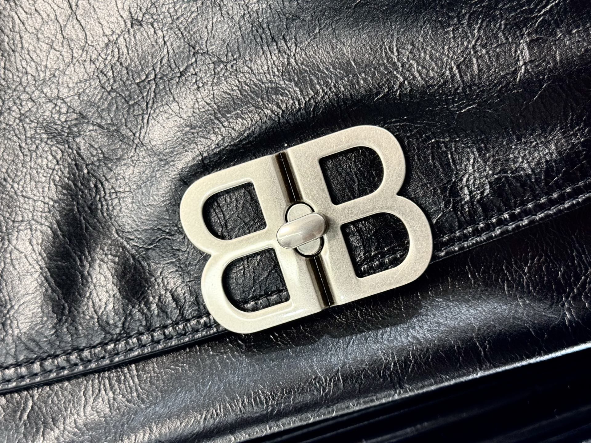 36CM/29cm  巴黎世家 单肩斜跨 Balenciag BB Soft (Crossbody/Shoulder) Cowhide – Black 7484882AAI41000