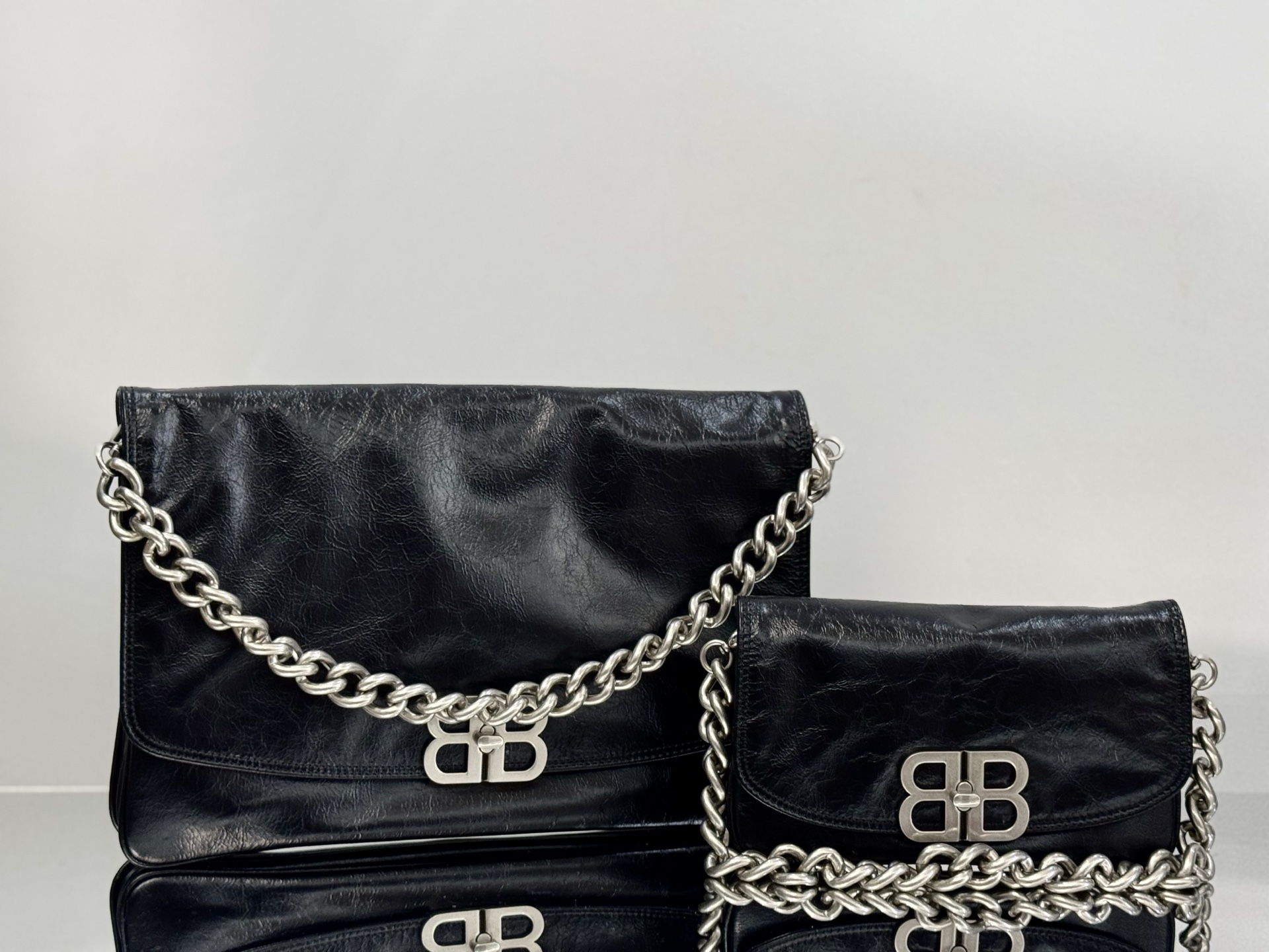 36CM/29cm  巴黎世家 单肩斜跨 Balenciag BB Soft (Crossbody/Shoulder) Cowhide – Black 7484882AAI41000