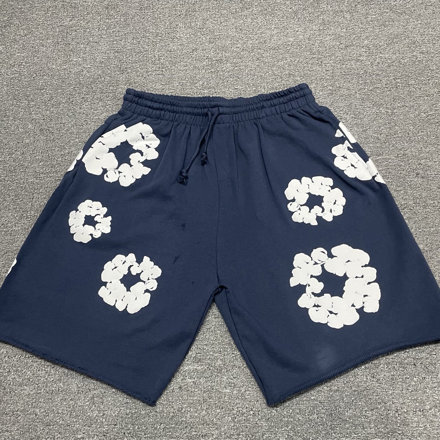 DT Denim Tears Cotton Wreath 木棉花 图案发泡印花 松紧  运动 短裤 