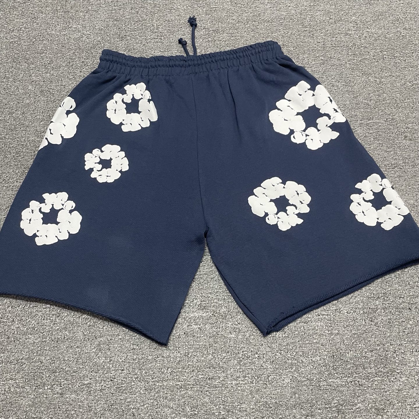 DT Denim Tears Cotton Wreath 木棉花 图案发泡印花 松紧  运动 短裤 