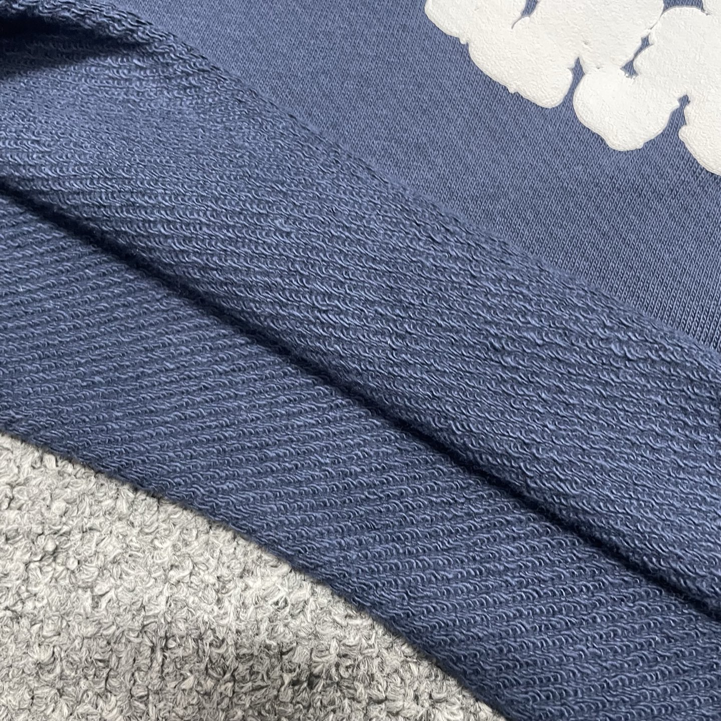 DT Denim Tears Cotton Wreath 木棉花 图案发泡印花 松紧  运动 短裤 