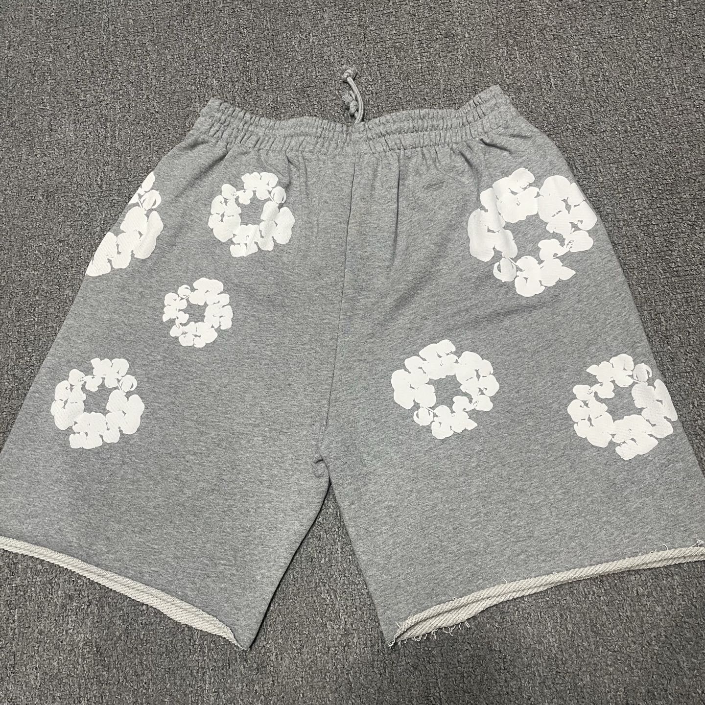 DT Denim Tears Cotton Wreath 木棉花 图案发泡印花 松紧  运动 短裤 