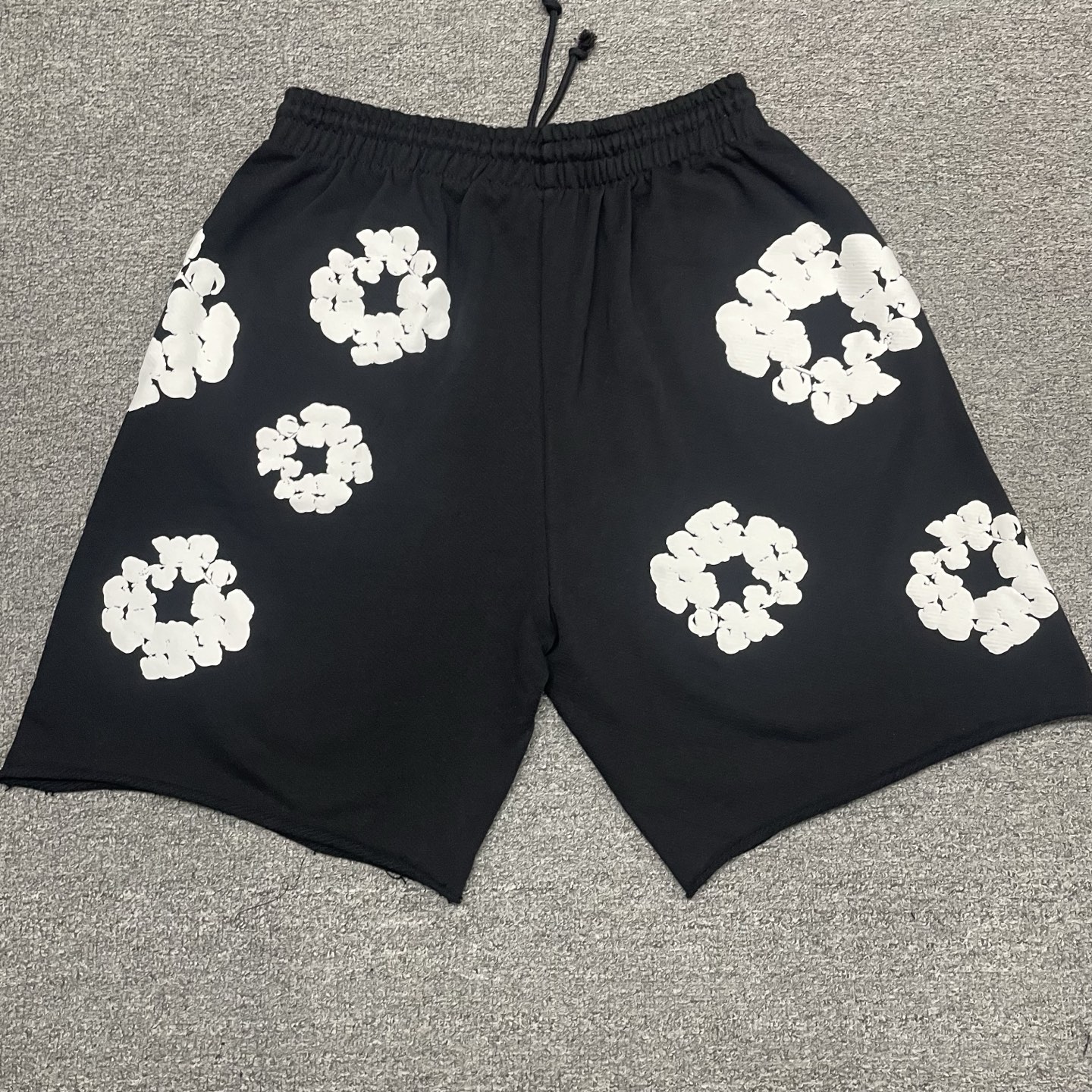 DT Denim Tears Cotton Wreath 木棉花 图案发泡印花 松紧  运动 短裤 