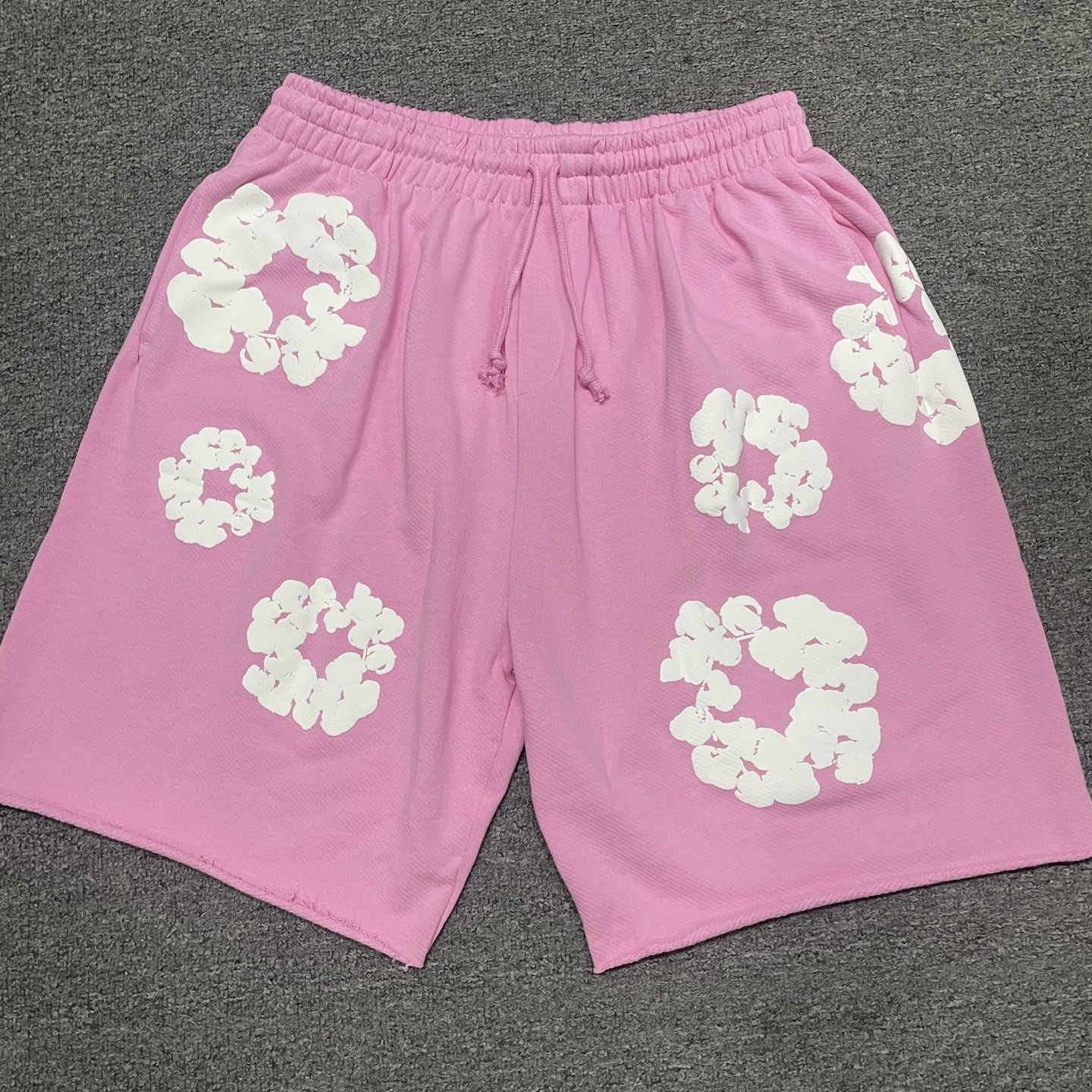 DT Denim Tears Cotton Wreath 木棉花 图案发泡印花 松紧  运动 短裤 