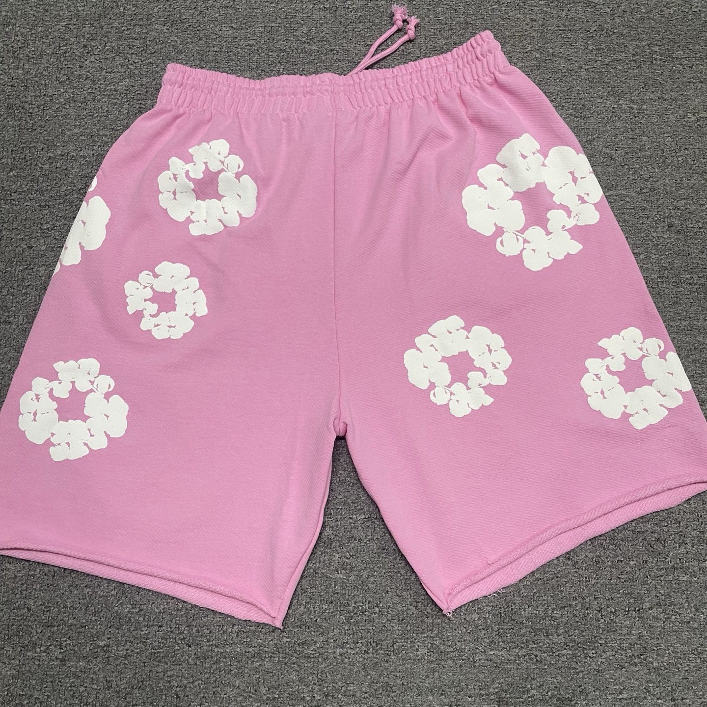 DT Denim Tears Cotton Wreath 木棉花 图案发泡印花 松紧  运动 短裤 