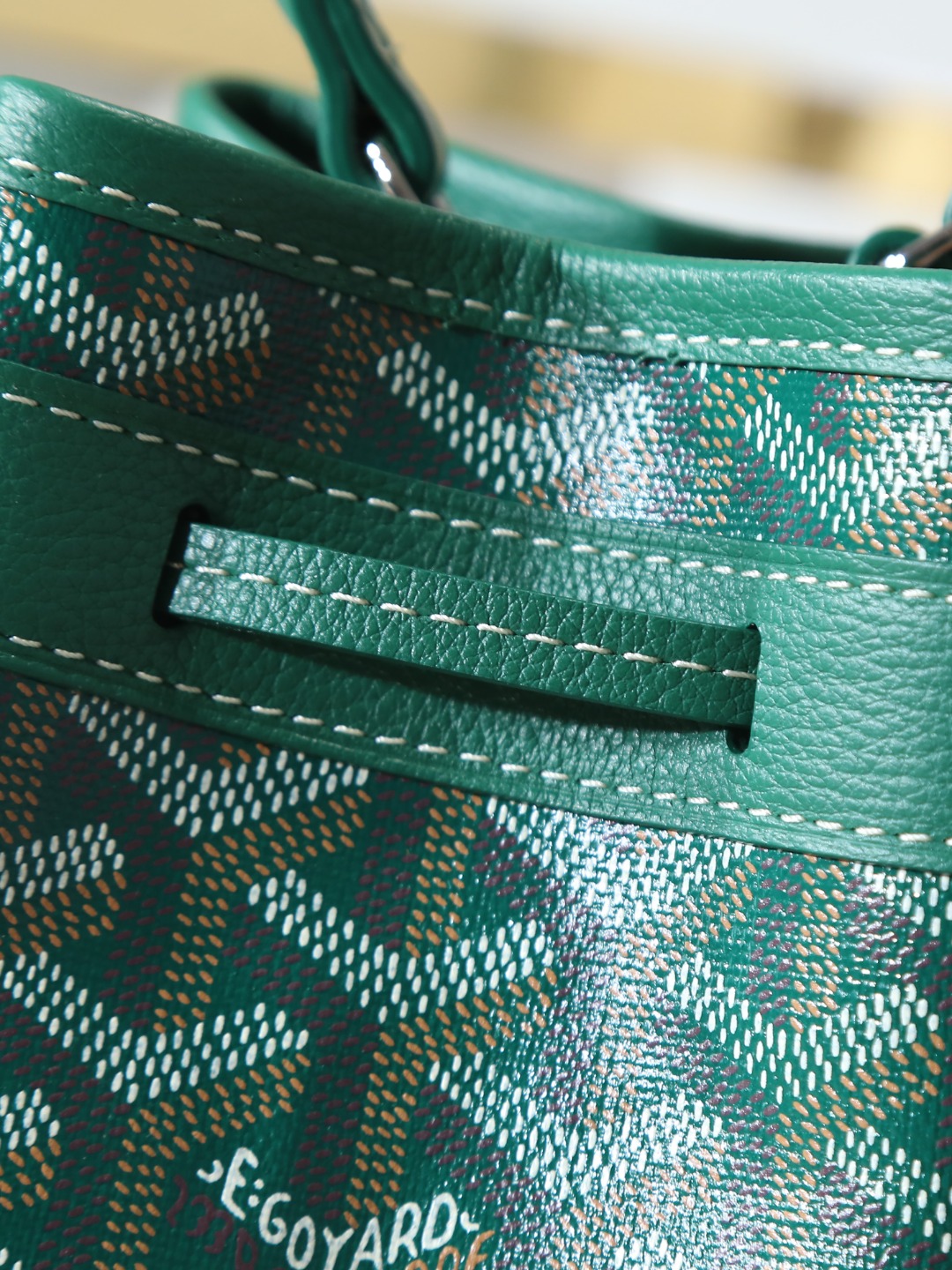 GOYARD 戈雅水桶 Mini MPetit Flot  -Canvas and Calfskin Shoulder Bag F0 PEFLOTMINTY