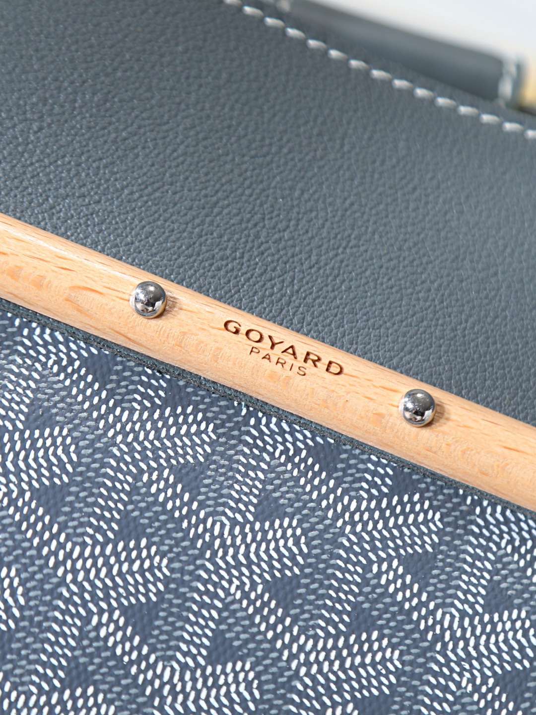 GOYARD 戈雅  Saigon -Beech Wood Handle Flap Tote Bag (Canvas & Leather) – Handheld & Shoulder Bag-F0-SAIGOCMMLTY