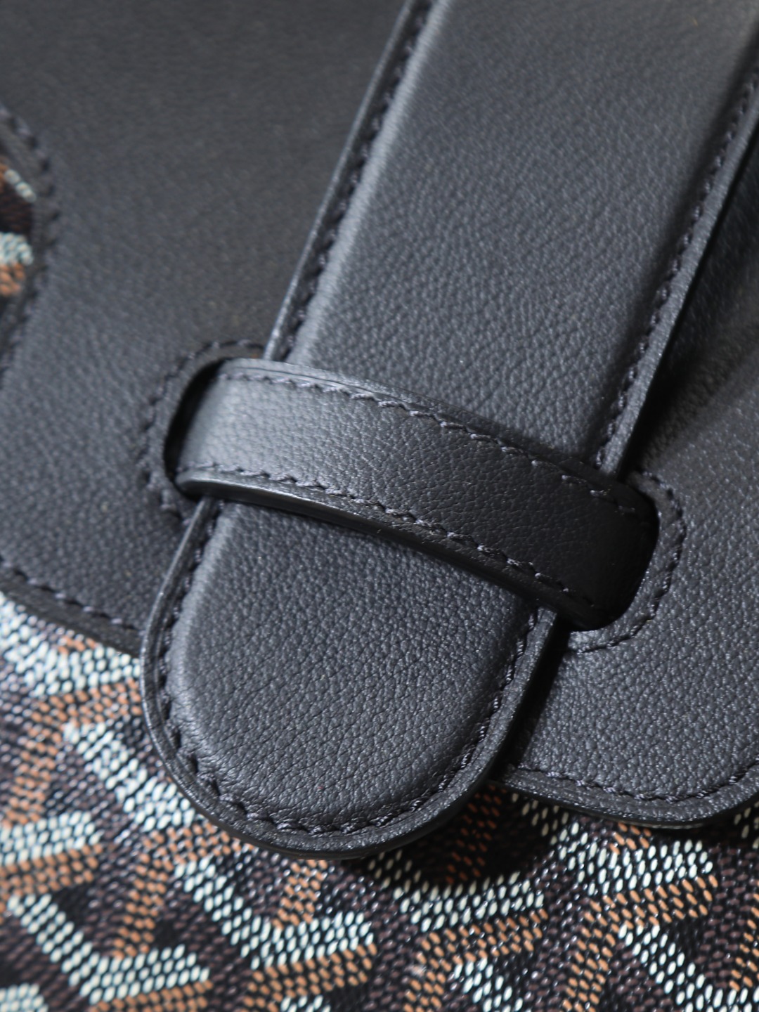 GOYARD 戈雅  Saigon -Beech Wood Handle Flap Tote Bag (Canvas & Leather) – Handheld & Shoulder Bag-F0-SAIGOCMMLTY