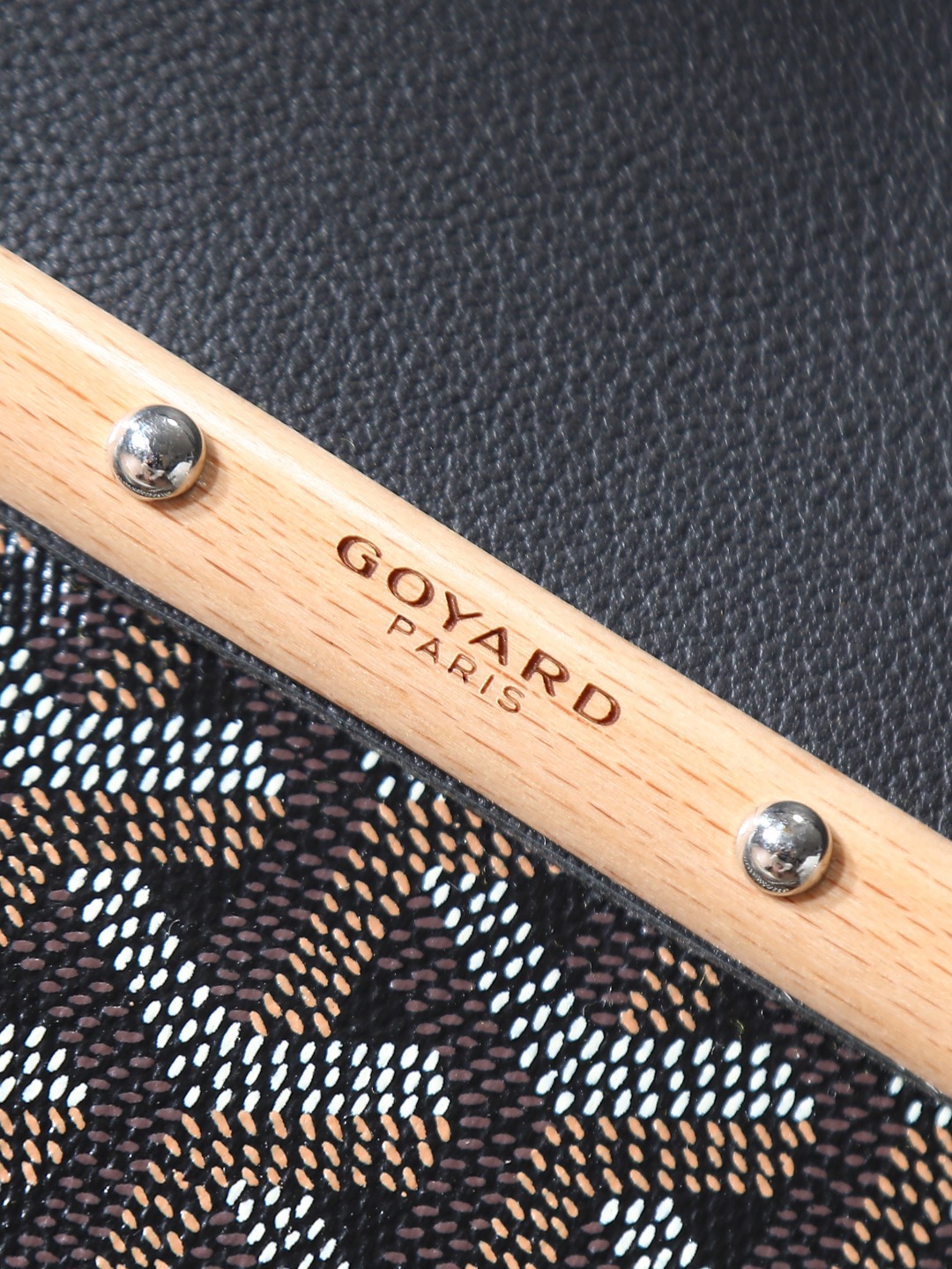 GOYARD 戈雅  Saigon -Beech Wood Handle Flap Tote Bag (Canvas & Leather) – Handheld & Shoulder Bag-F0-SAIGOCMMLTY