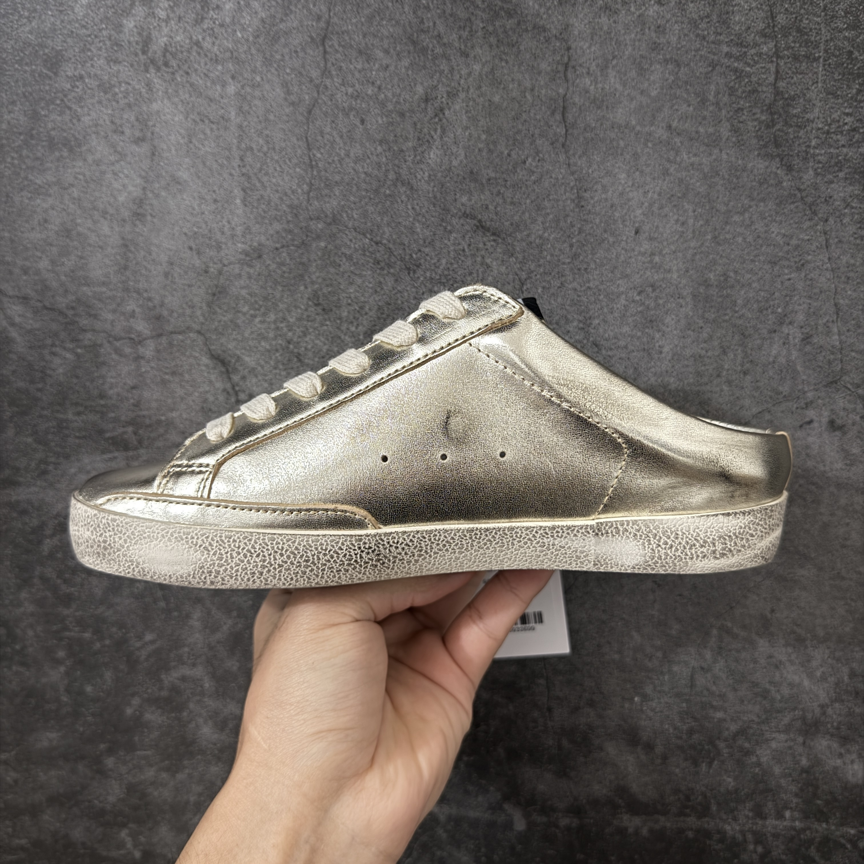 Golden Goose SuperStar GGDB 做旧 低筒 小脏鞋 休闲时尚 板鞋 男鞋 女鞋 麂皮星星 白色（size有偏小情况.如拿捏不准请联络客服）
