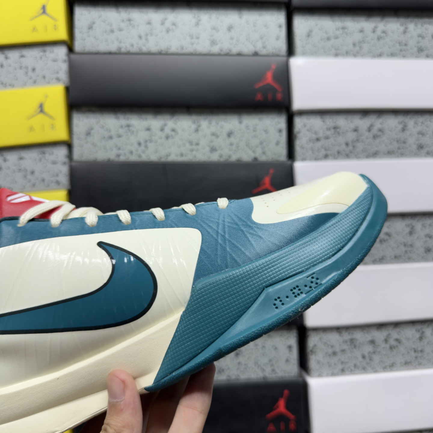 GX Kobe5   Caitlin Clark Protro PE 科比 5  前掌气垫 后掌EVA 籃球鞋 球鞋 實戰鞋  真碳板  波鞋  白蓝 IZ1852-100