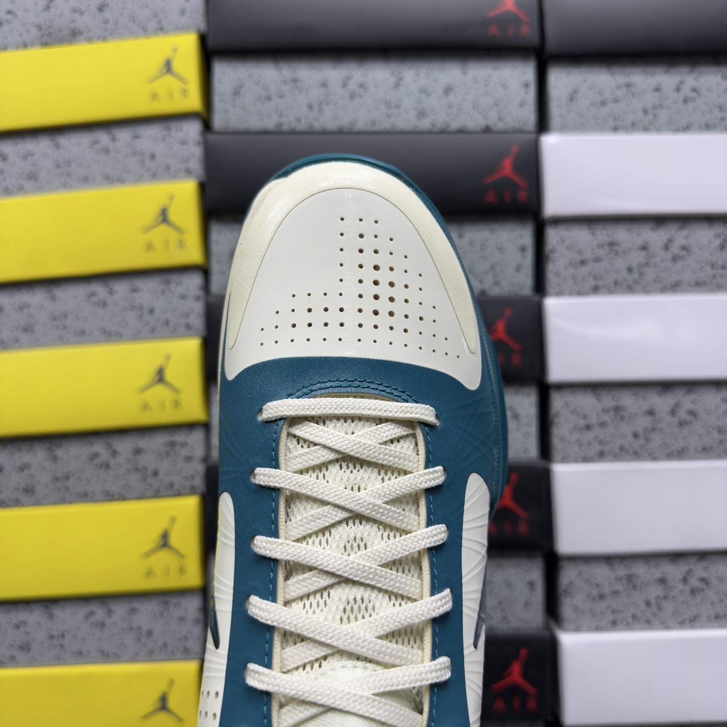 GX Kobe5   Caitlin Clark Protro PE 科比 5  前掌气垫 后掌EVA 籃球鞋 球鞋 實戰鞋  真碳板  波鞋  白蓝 IZ1852-100