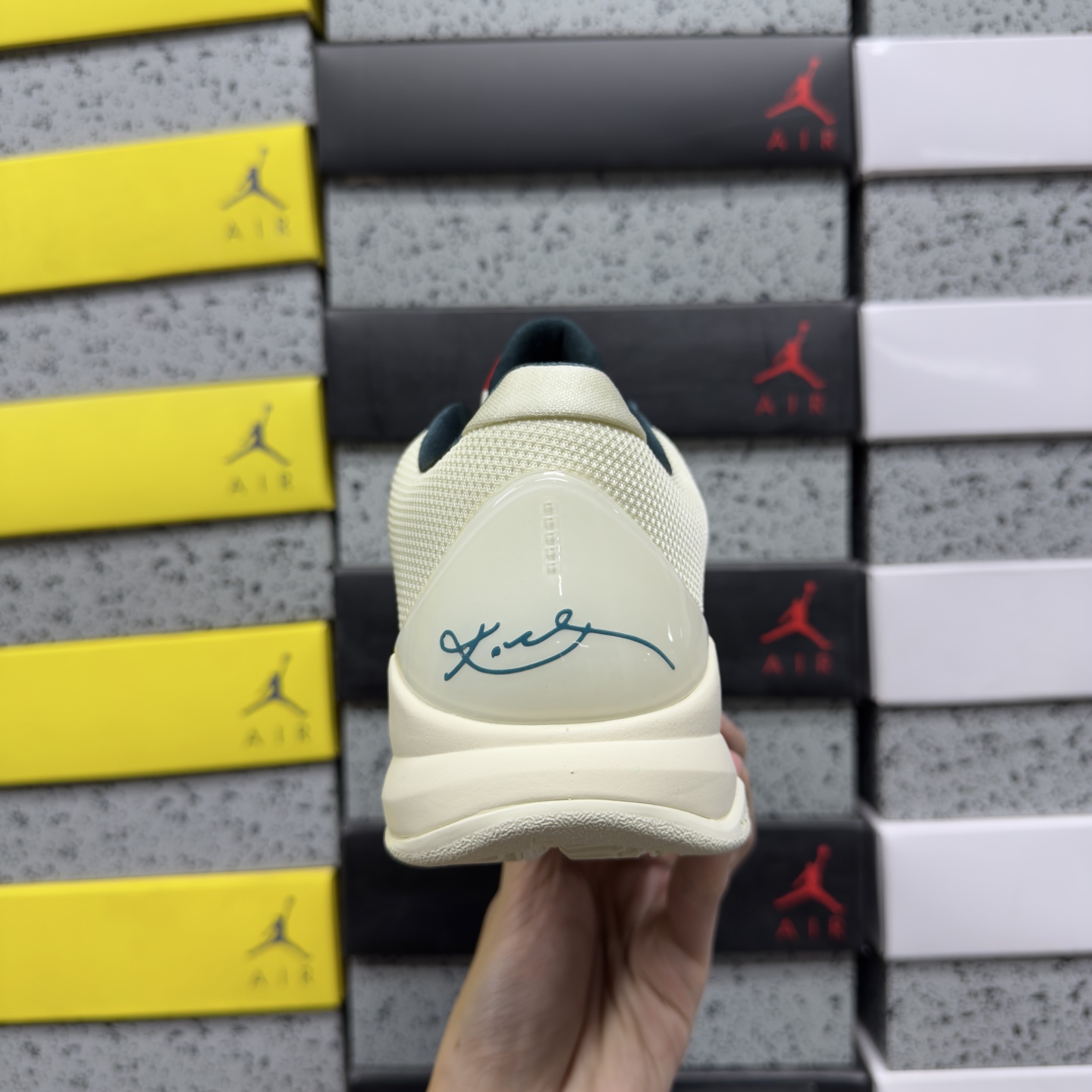 GX Kobe5   Caitlin Clark Protro PE 科比 5  前掌气垫 后掌EVA 籃球鞋 球鞋 實戰鞋  真碳板  波鞋  白蓝 IZ1852-100