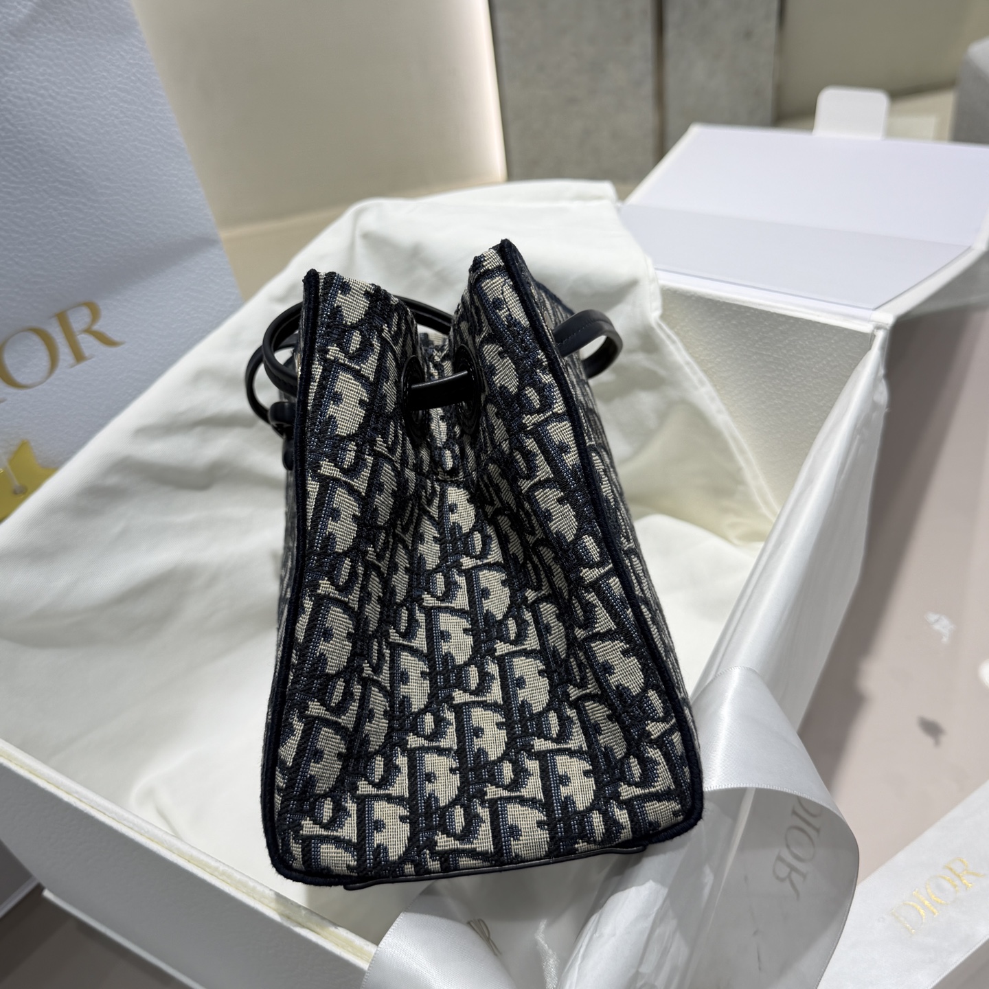 DIOR 迪奥- OBLIQUE Small Handbag/Crossbody/Shoulder Bag – Blue (Leather, Cotton, and Fabric Mix with Bow Logo)-F0-M1410OTZQ-M928