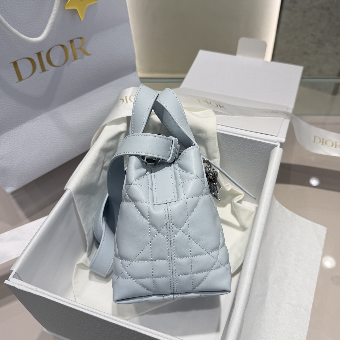 DIOR 迪特mini- Toujours CD Lock Calfskin Tote Bag (Shoulder/Hand-Carry)-F0-S6100OSNW-M51U
