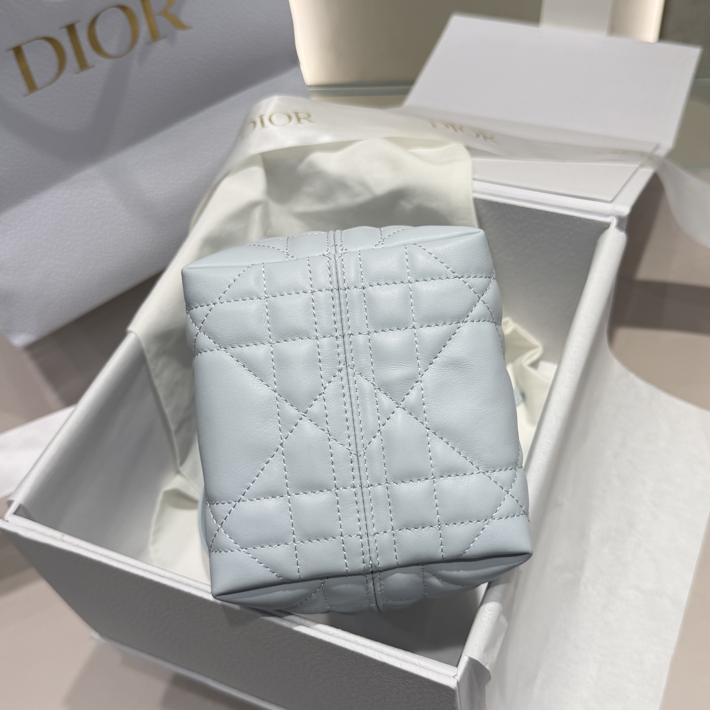 DIOR 迪特mini- Toujours CD Lock Calfskin Tote Bag (Shoulder/Hand-Carry)-F0-S6100OSNW-M51U