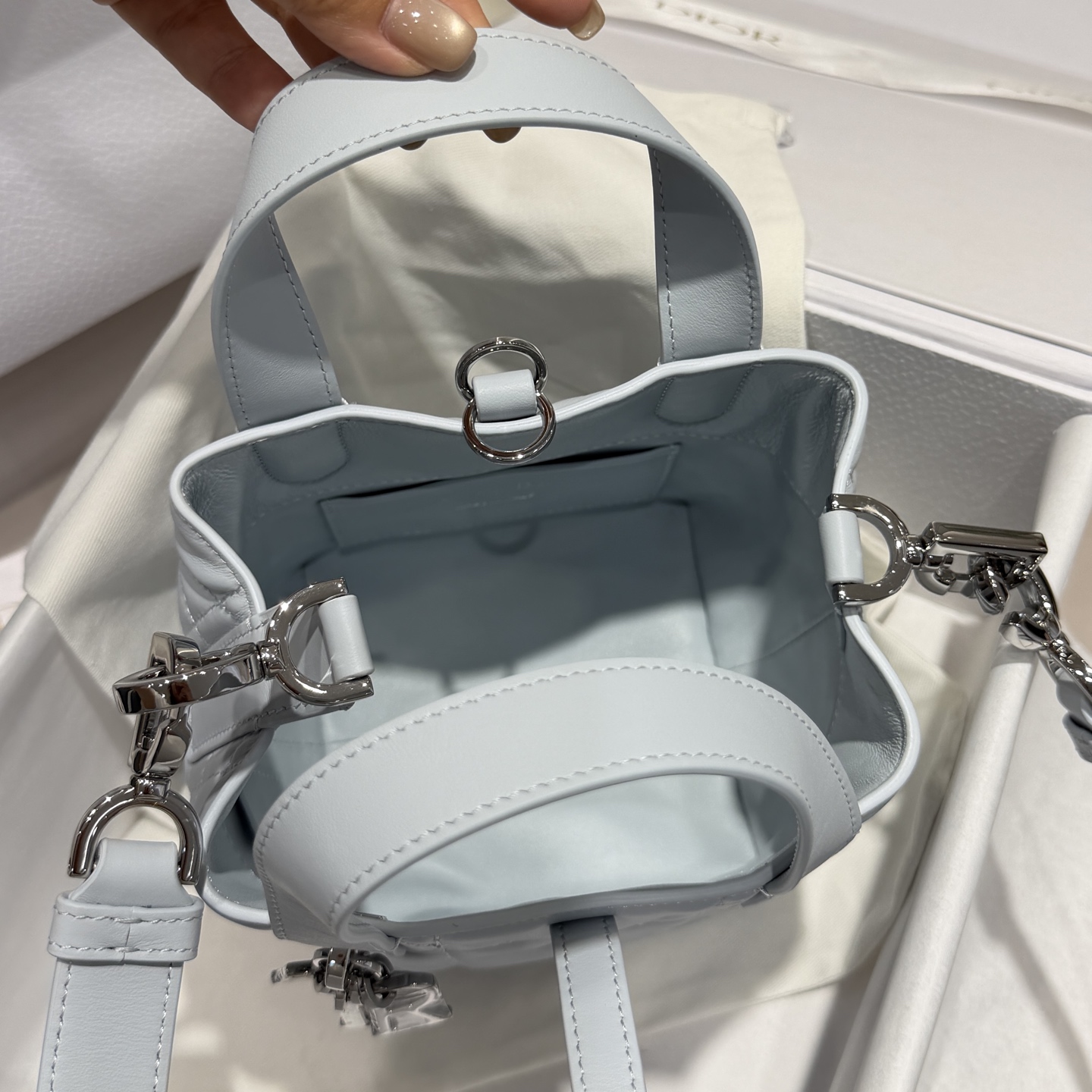 DIOR 迪特mini- Toujours CD Lock Calfskin Tote Bag (Shoulder/Hand-Carry)-F0-S6100OSNW-M51U