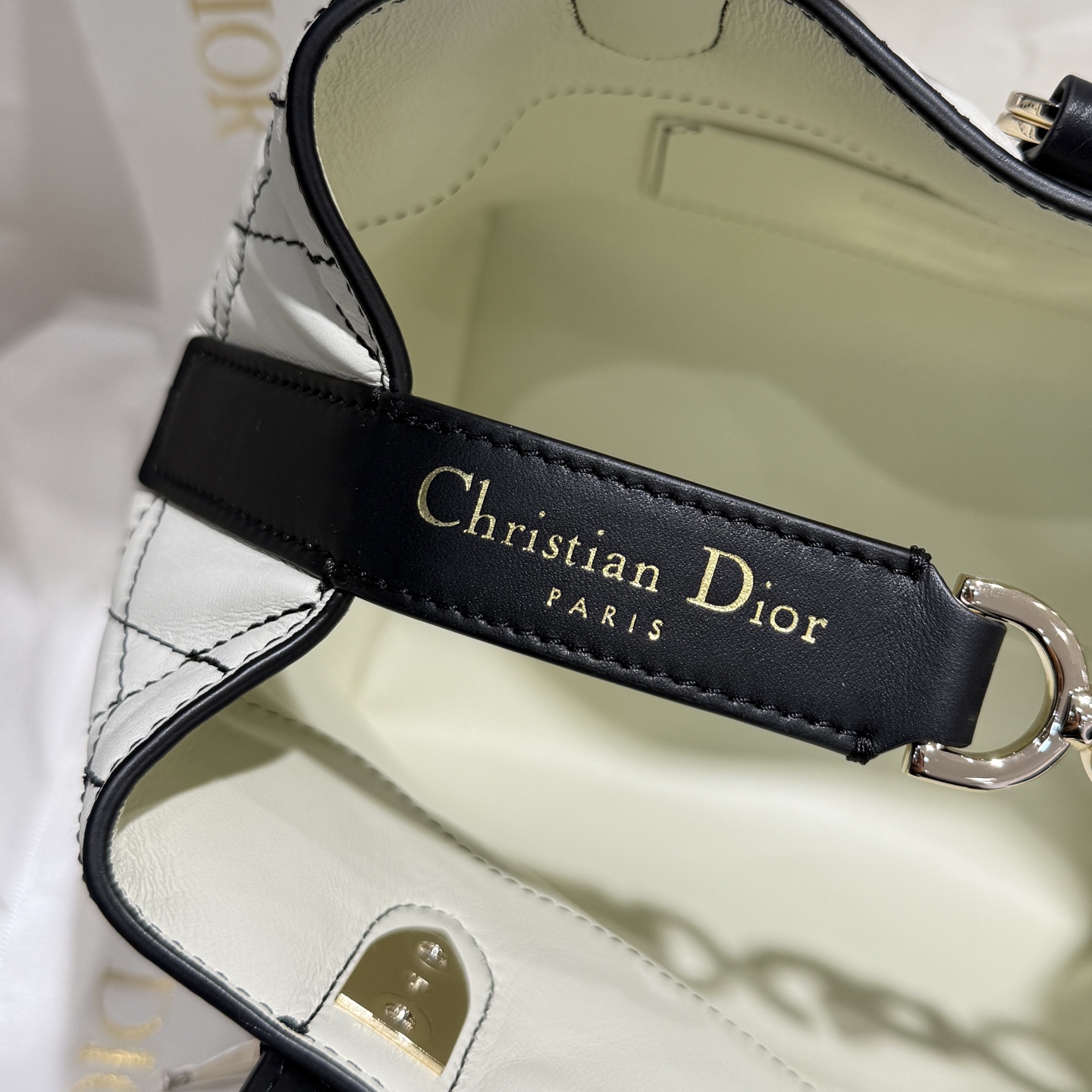DIOR 迪奥菜篮子 small- Toujours CD Lock Calfskin Tote Bag (Shoulder/Hand-Carry)-F0- M2835PSOB-M06E