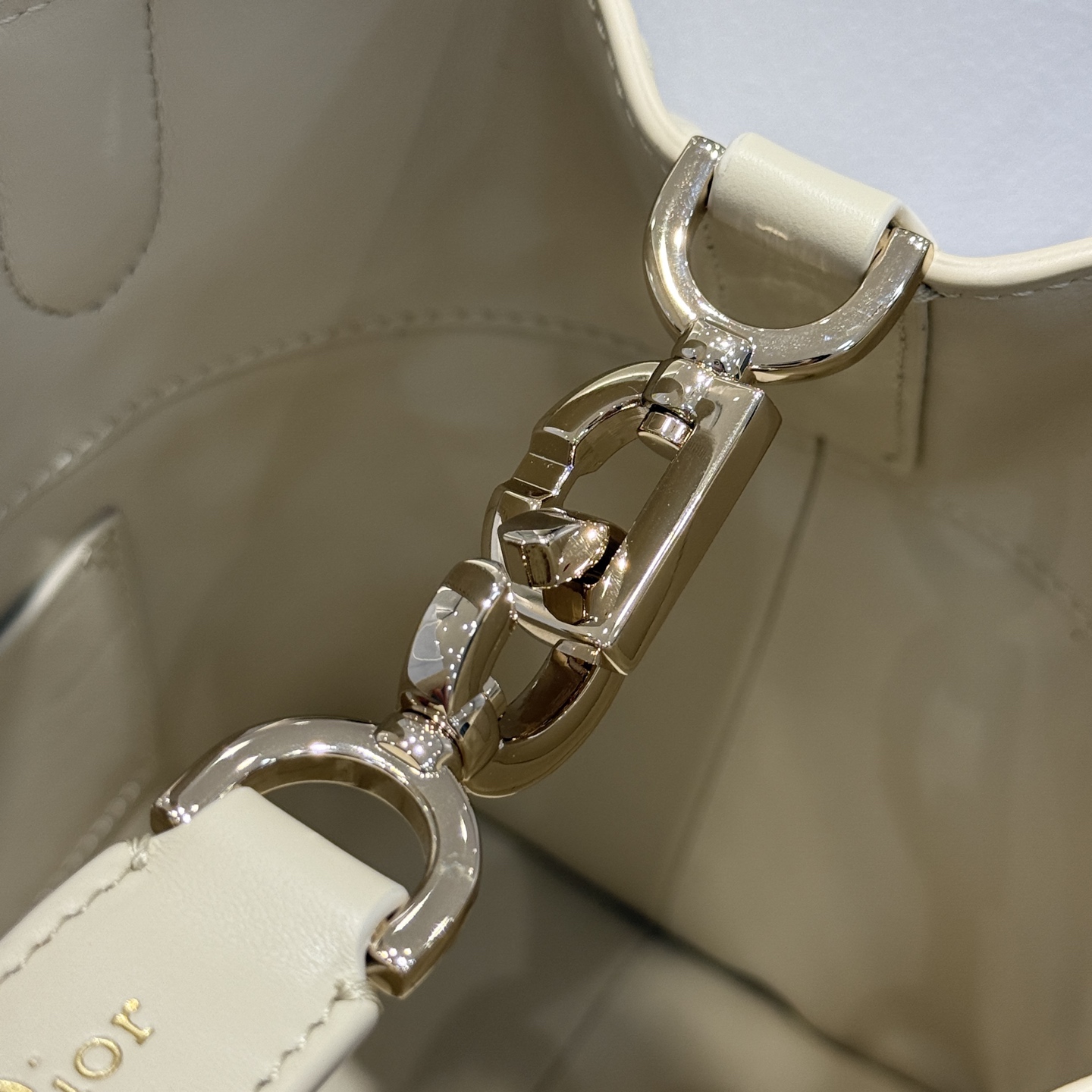 DIOR 迪奥菜篮子 small- Toujours CD Lock Calfskin Tote Bag (Shoulder/Hand-Carry)-F0- M2835OSNW_M79U
