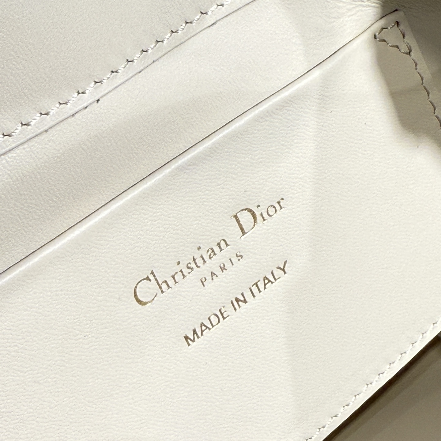 DIOR 迪奥菜篮子 small- Toujours CD Lock Calfskin Tote Bag (Shoulder/Hand-Carry)-F0- M2835OSNW_M79U