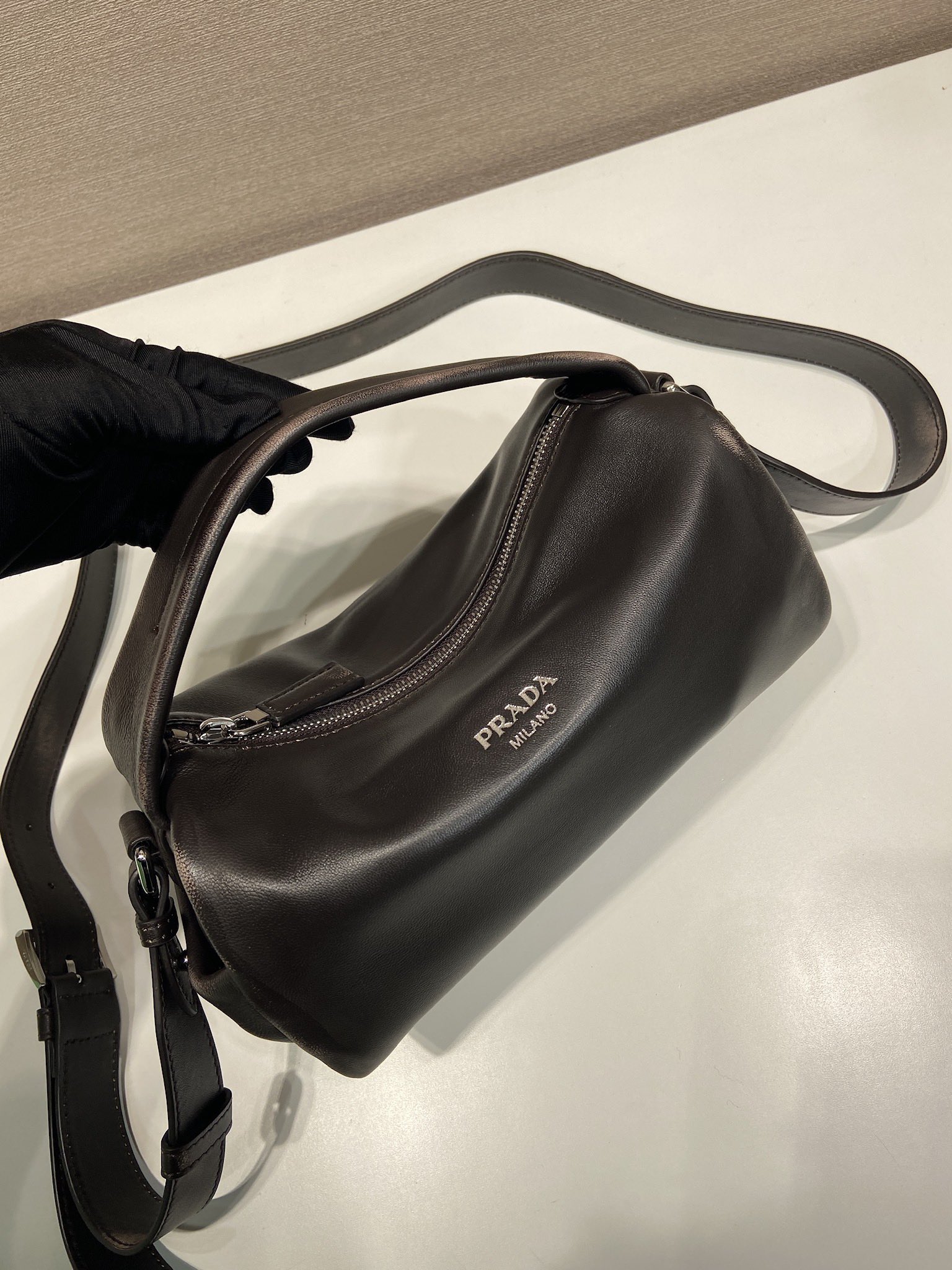 普拉达 PRADA Borsa 手提 斜跨 单肩包 做旧棕色  H0 2VH188_2C75_F0003