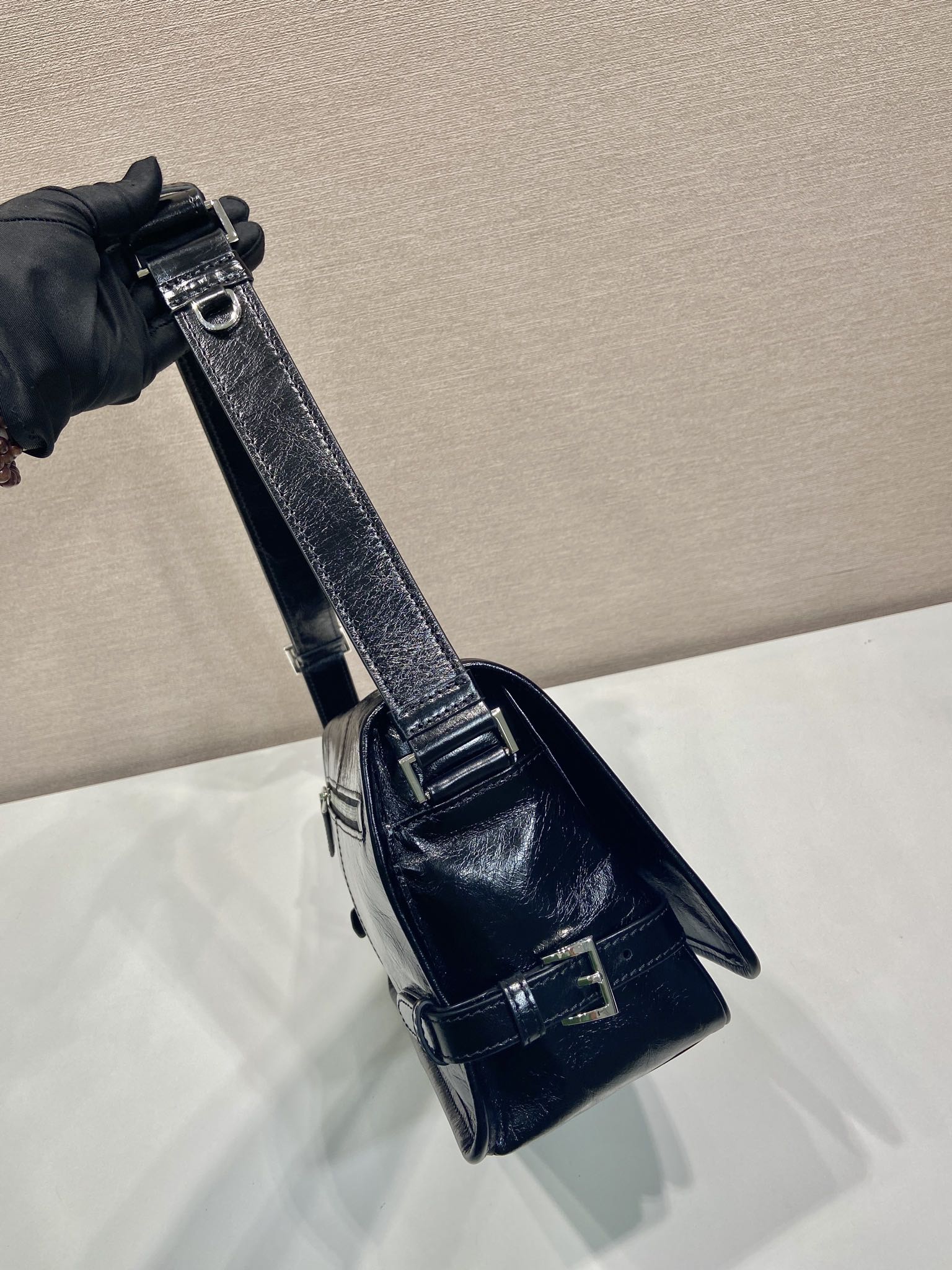 普拉达 PRADA 手提 斜跨 单肩包 黑色 H0 2VD073_2CYR_F0002