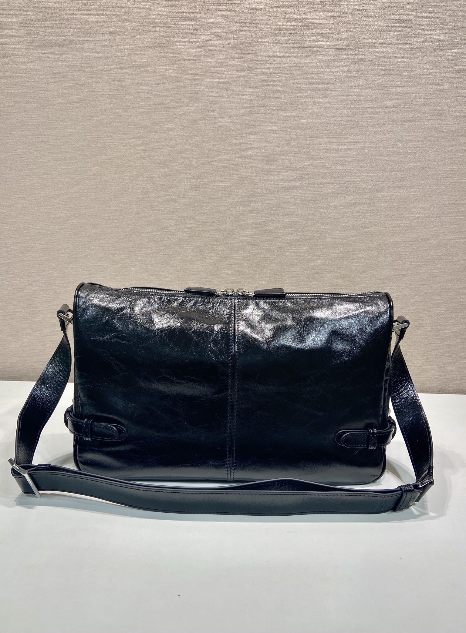 普拉达 PRADA 手提 斜跨 单肩包 黑色油蜡  H0 2VH187_2CYR_F0002