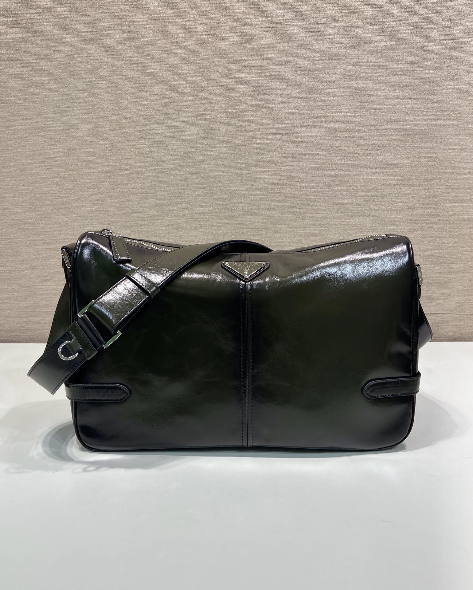 普拉达 PRADA 手提 斜跨 单肩包 军绿色  H0 2VH187 