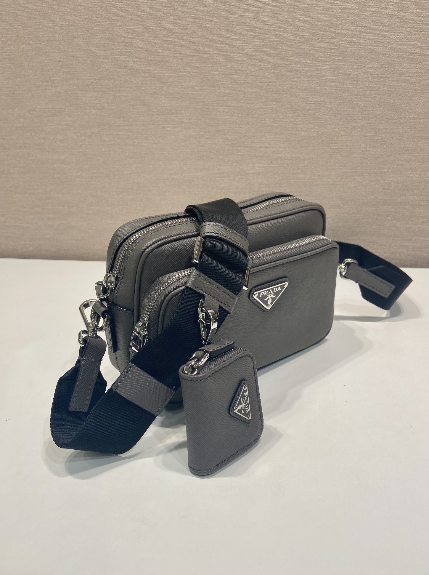 普拉达 PRADA  相机 斜跨 单肩包  大理石灰H0-2VH170_9Z2_F03HH_V_OOO