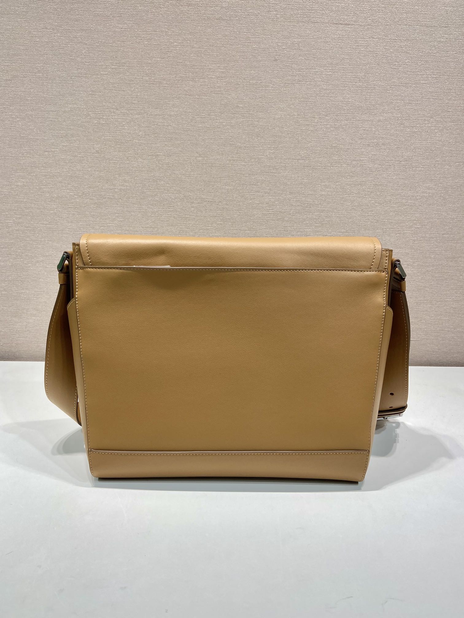 30 普拉达 PRADA Borsa 手提 斜跨 单肩包 军绿油蜡  H0-2VD068_2CYS_F03BH