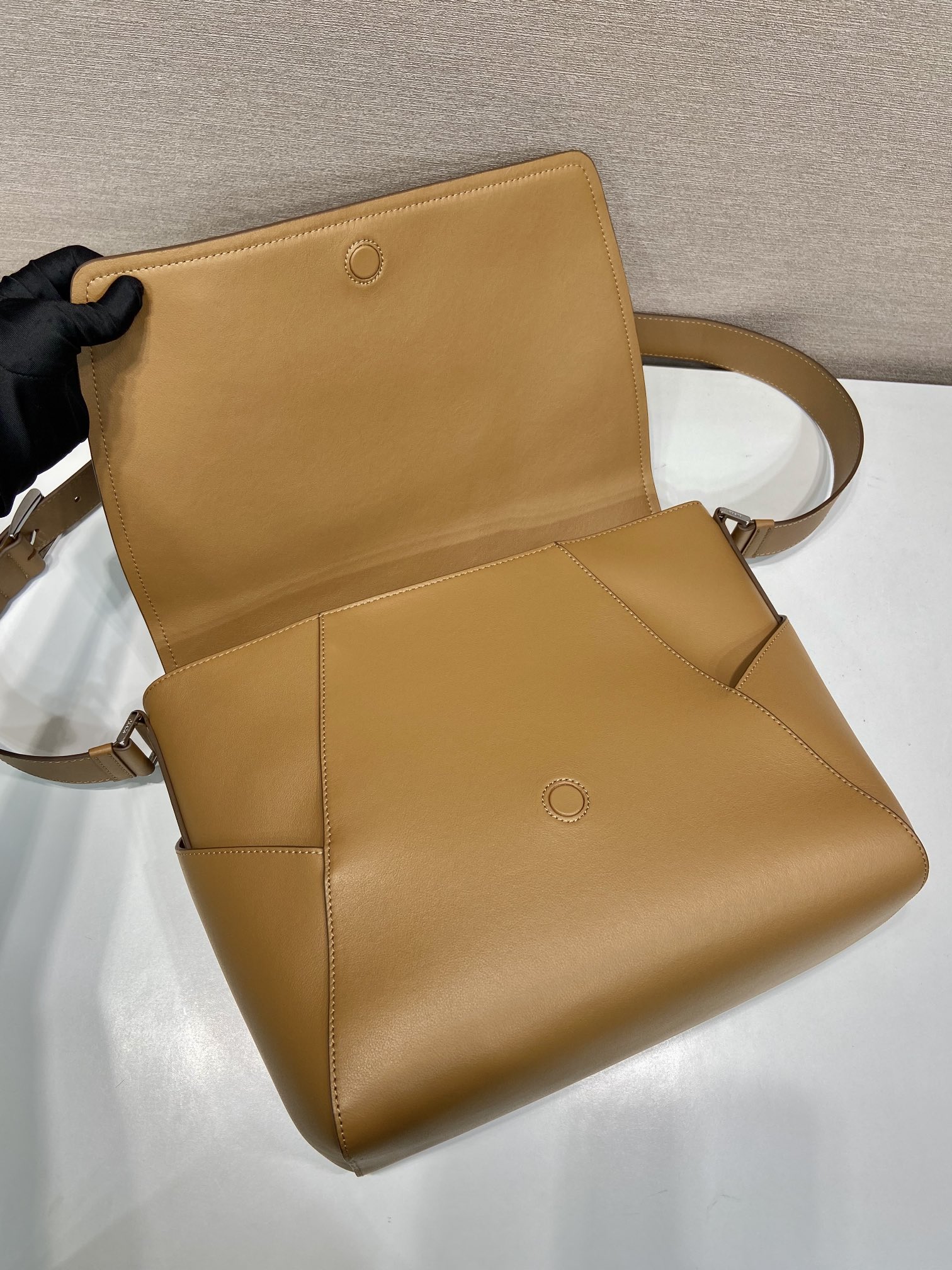 30 普拉达 PRADA Borsa 手提 斜跨 单肩包 军绿油蜡  H0-2VD068_2CYS_F03BH