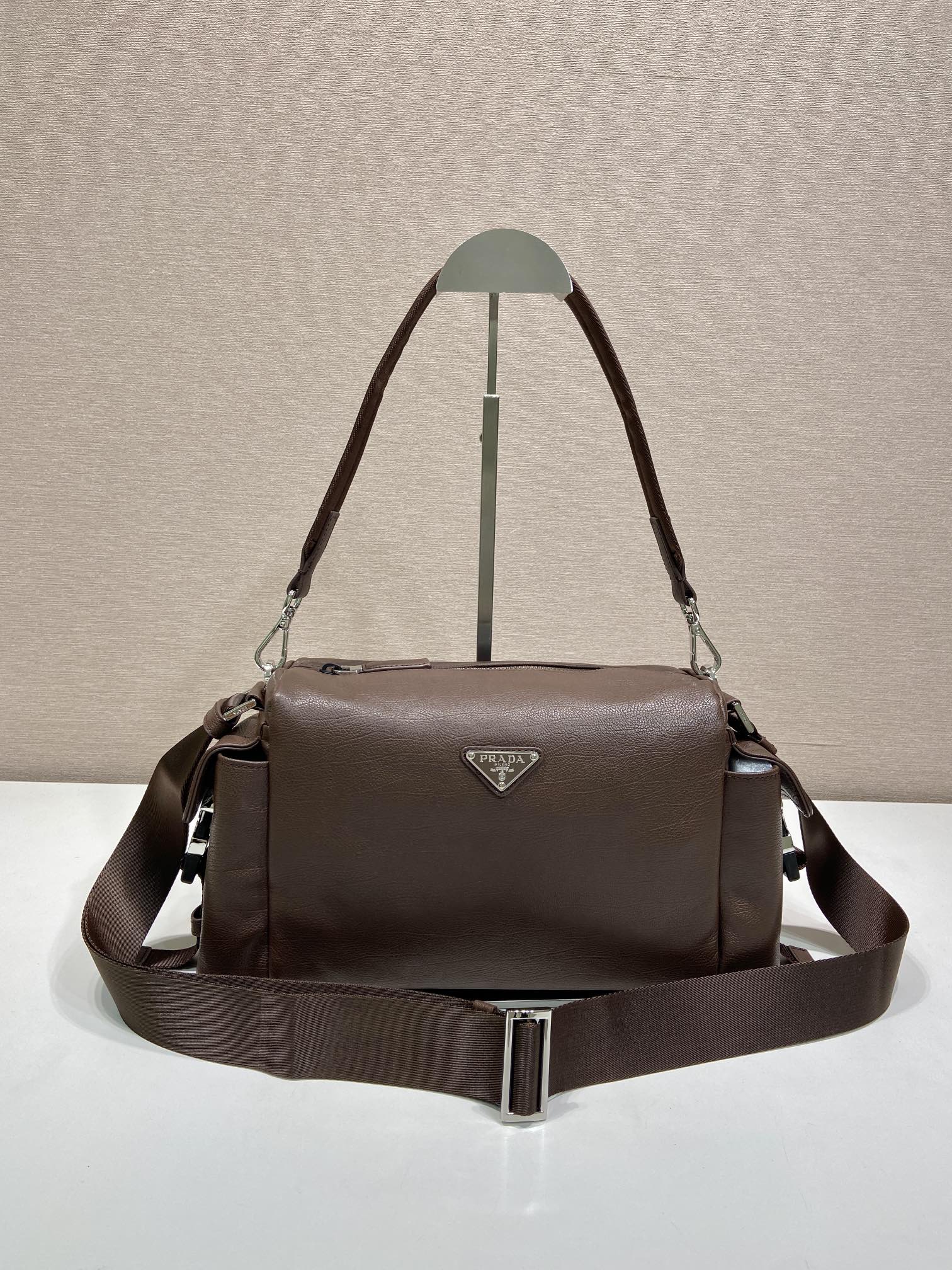 普拉达 PRADA  Re-Nylon 斜跨 单肩包 咖啡色 皮革 H0-2VH206_2HE8_F0201_V_OOO