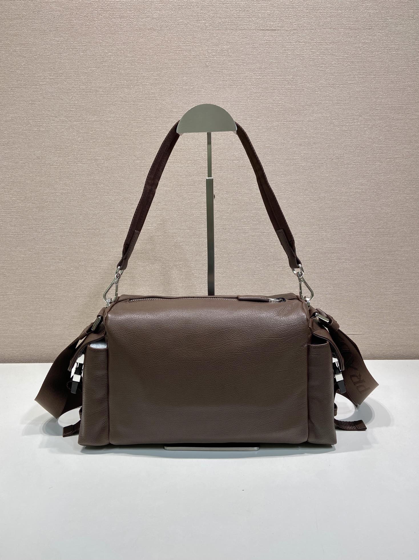 普拉达 PRADA  Re-Nylon 斜跨 单肩包 咖啡色 皮革 H0-2VH206_2HE8_F0201_V_OOO