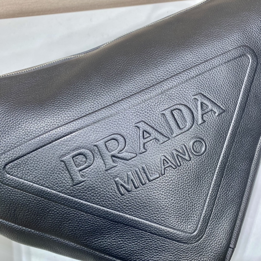 普拉达 PRADA Triangle 斜跨 单肩包 三角 黑色 皮革 H0-2VY007_2BBE_F0002_V_DLO