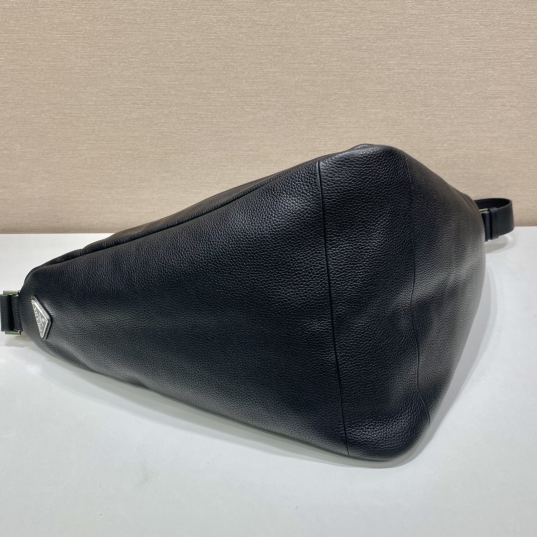普拉达 PRADA Triangle 斜跨 单肩包 三角 黑色 皮革 H0-2VY007_2BBE_F0002_V_DLO