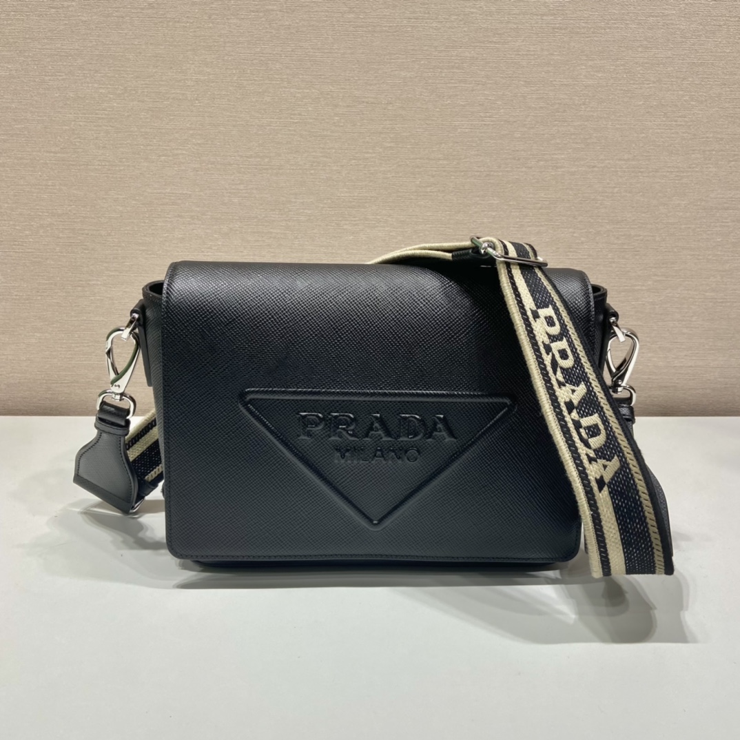 普拉达 PRADA Saffiano 邮差 斜跨 单肩包 皮革 H0-2VD046_2FAD_F0002_V_OOO