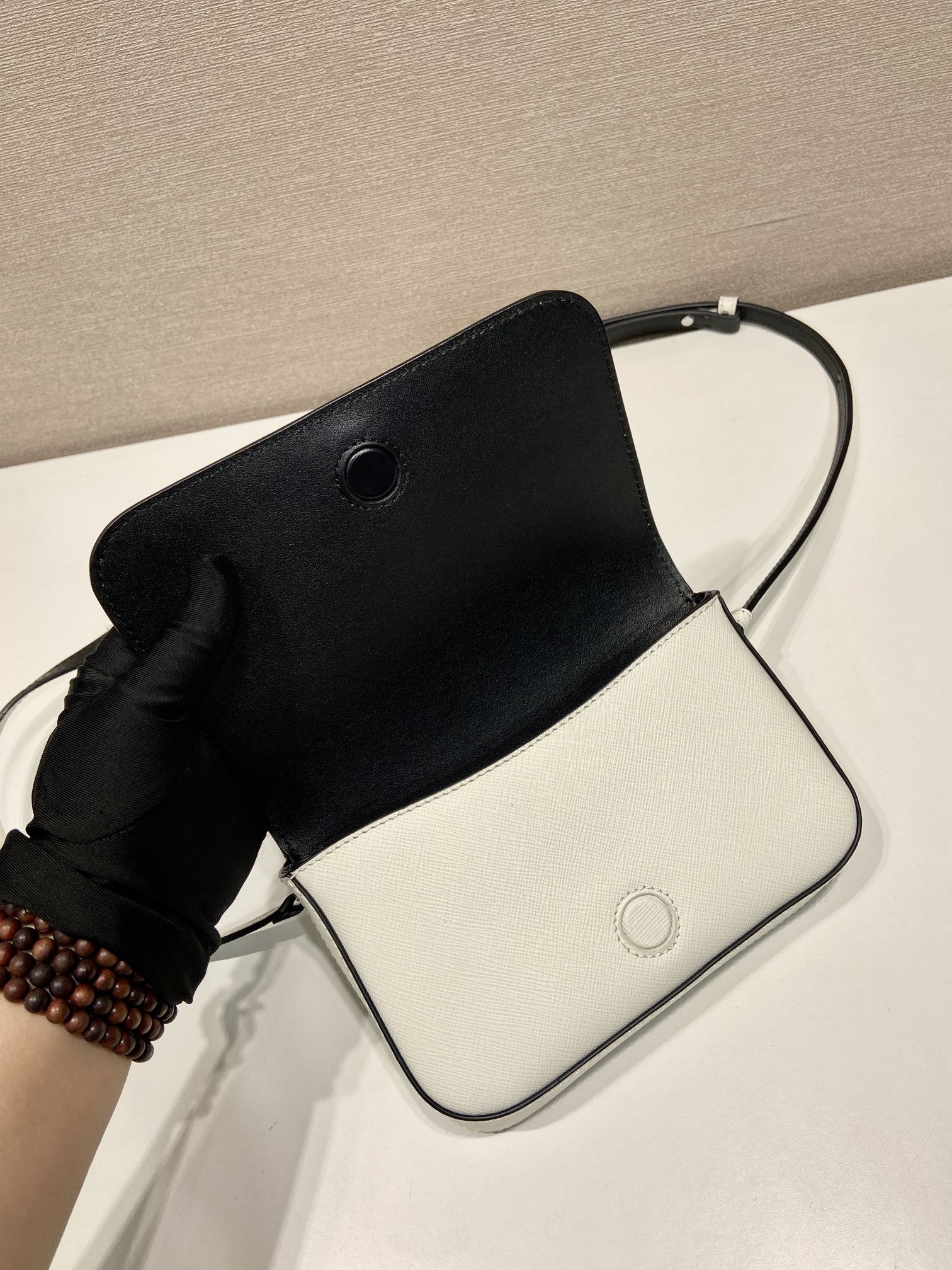普拉达 PRADA  邮差 斜跨 单肩包 白色十字纹 F0-2VD061_9Z2_F0PG7