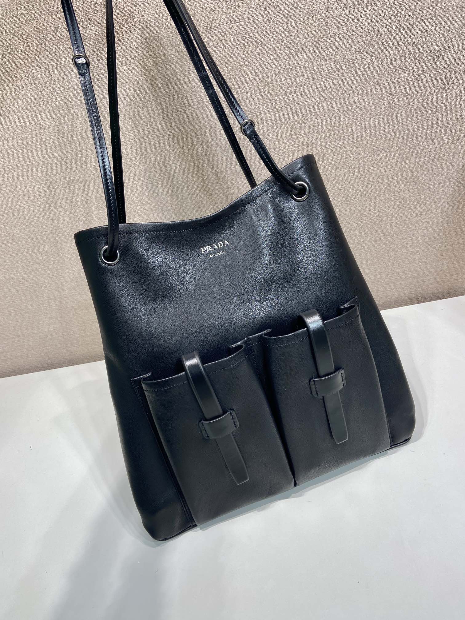 普拉达 PRADA  Route 斜跨 单肩包 托特tote 黑色牛皮 H0-1BC293_2G6F_F0002_V_OOO