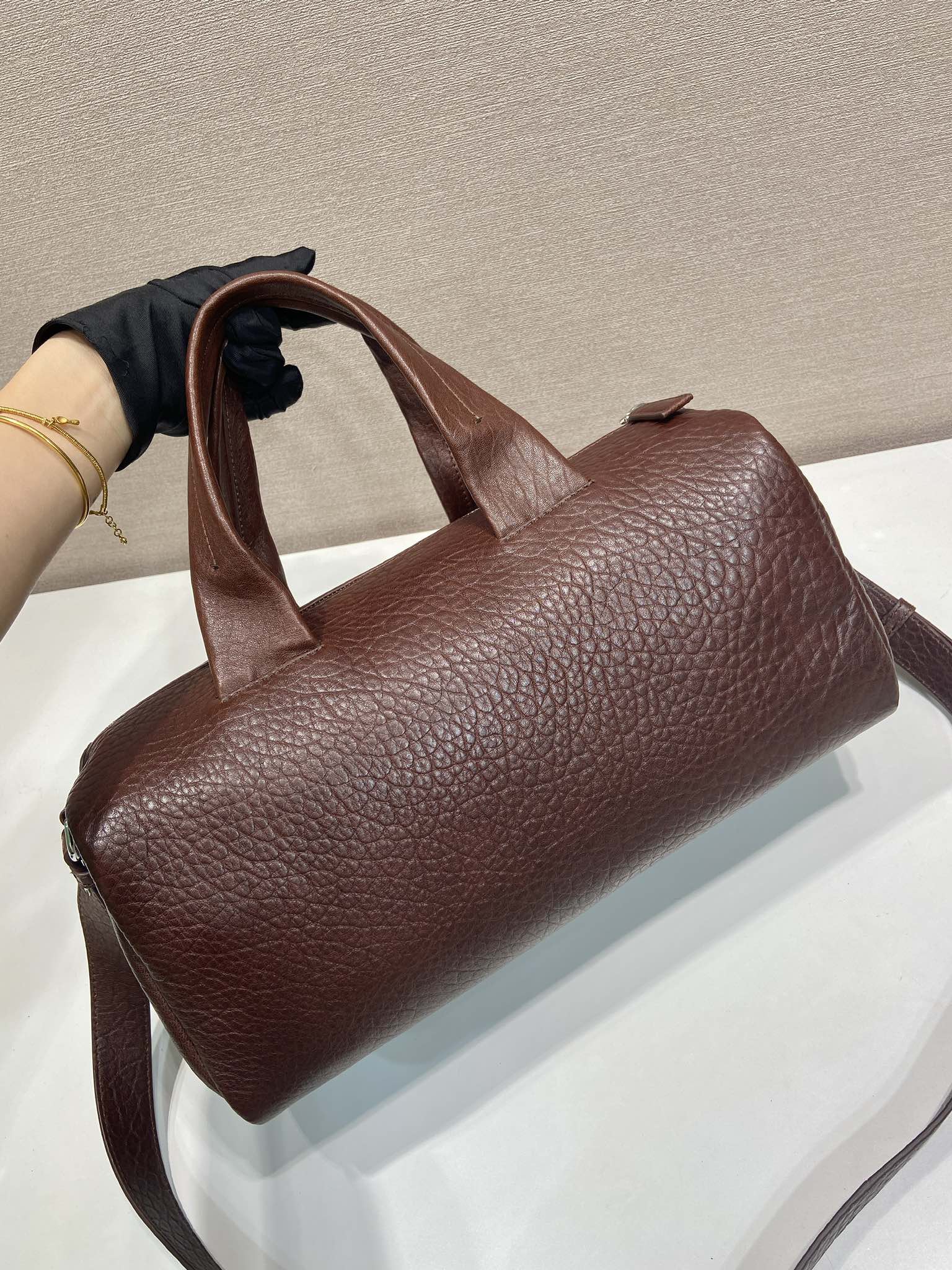 40CM 普拉达 PRADA Nappa 斜跨 单肩包  羔羊皮 红色 H0-2VC045 