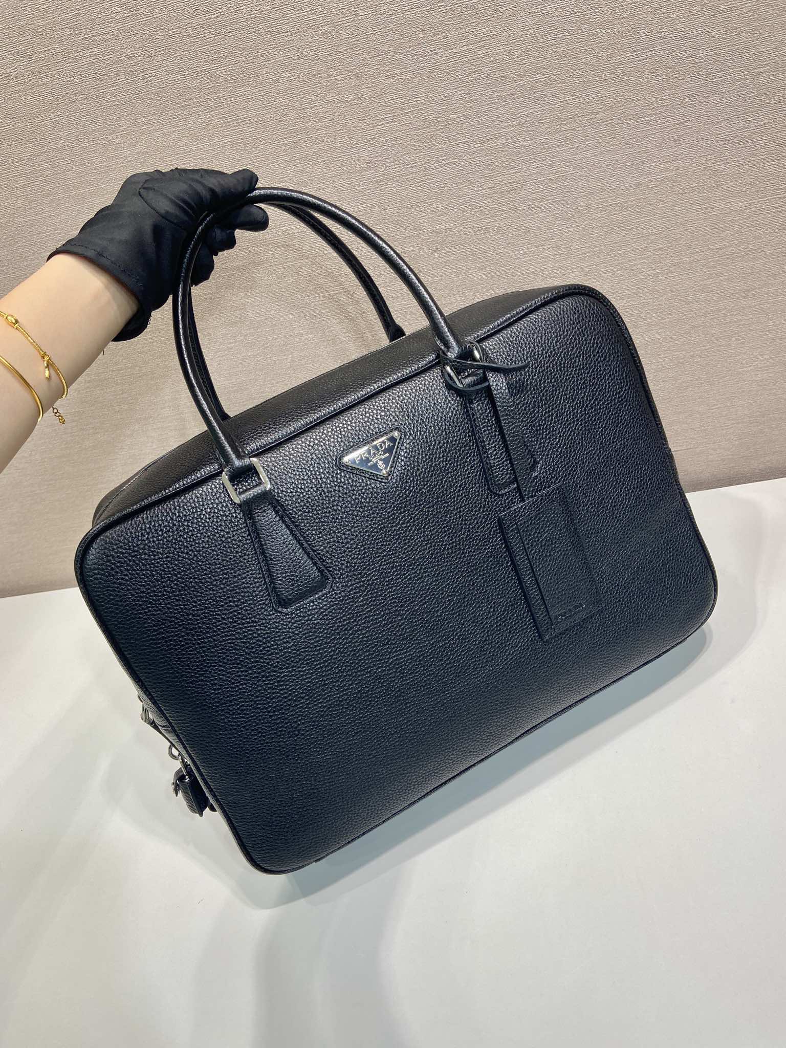 普拉达 PRADA Saffiano 公文手提 斜跨 单肩包  黑色荔枝  H0-2VE027_2BBE_F0002
