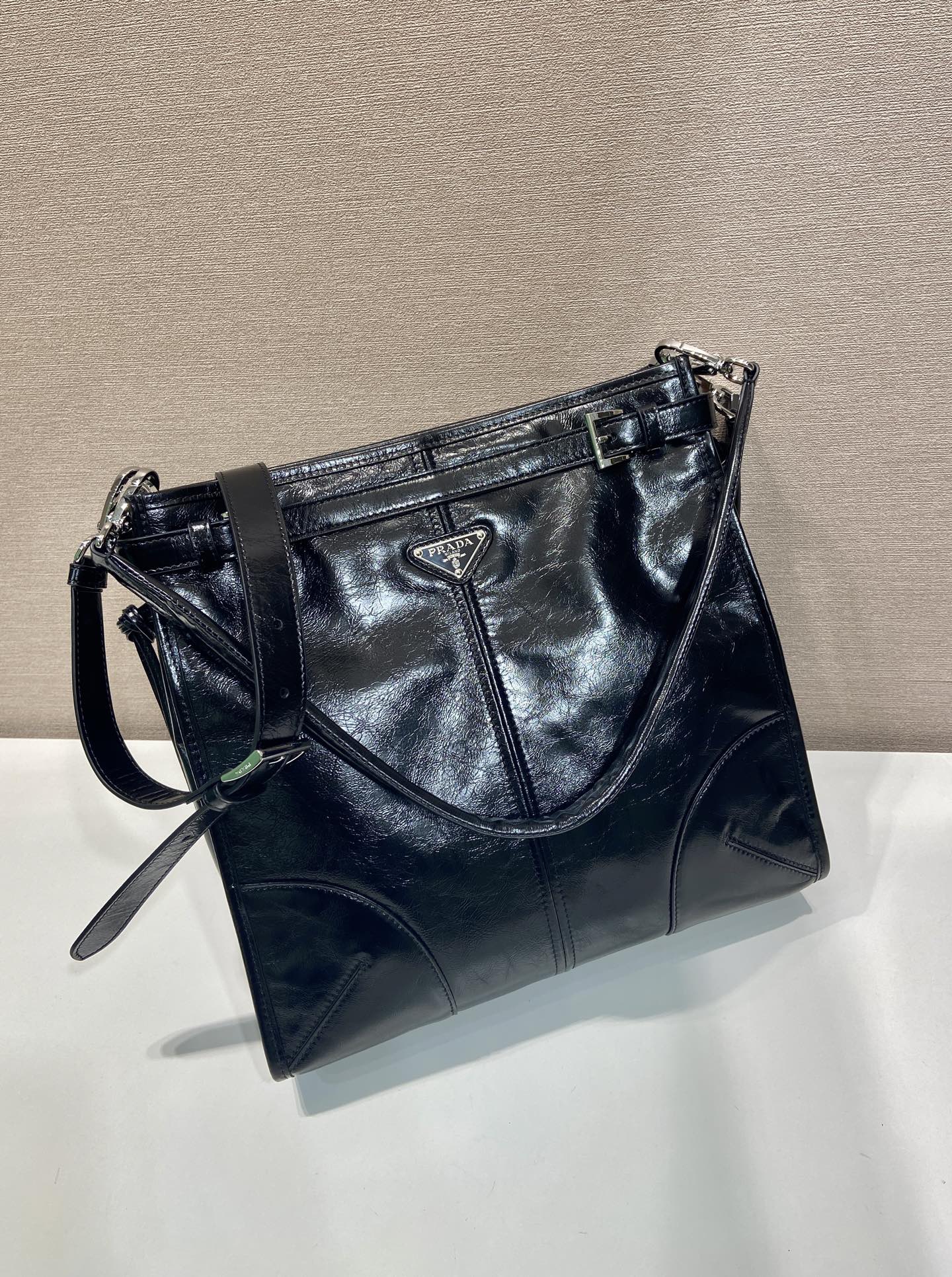 30CM 普拉达 PRADA Bonnie  斜跨 单肩包 黑色 双肩带黑 F0-2VH216_2CYR_F0002_V_OOO