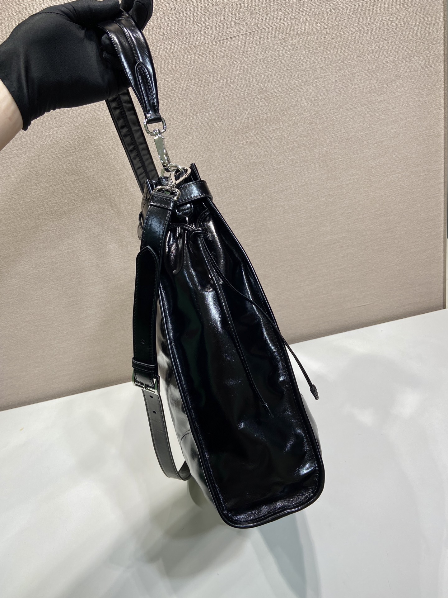 37CM 普拉达 PRADA Bonnie  斜跨 单肩包 黑色 双肩带黑 F0-2VH215_2CYR_F0002