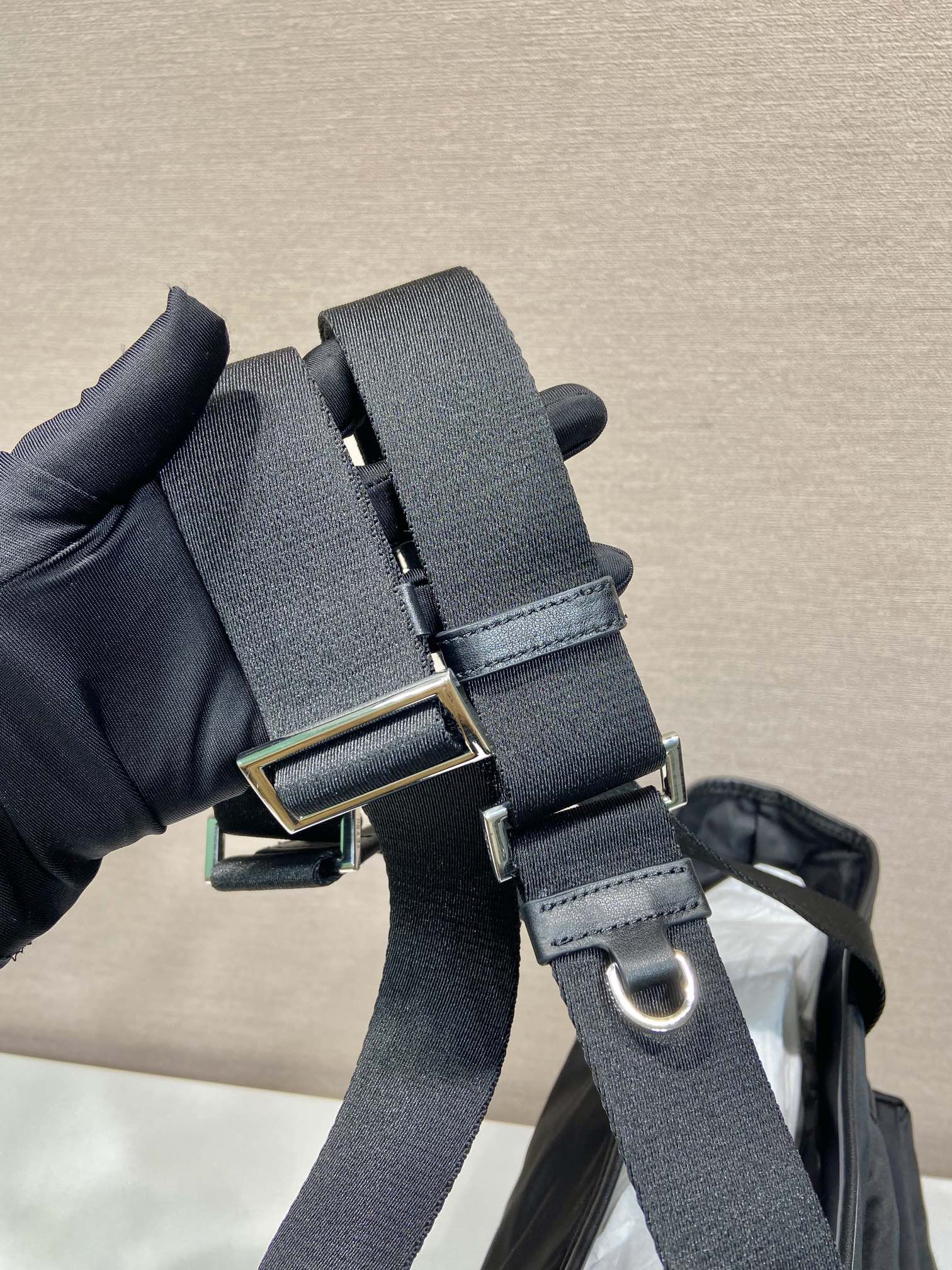 普拉达 PRADA   单肩包 黑色 尼龙  F0-2VG120_2DW3_F0002