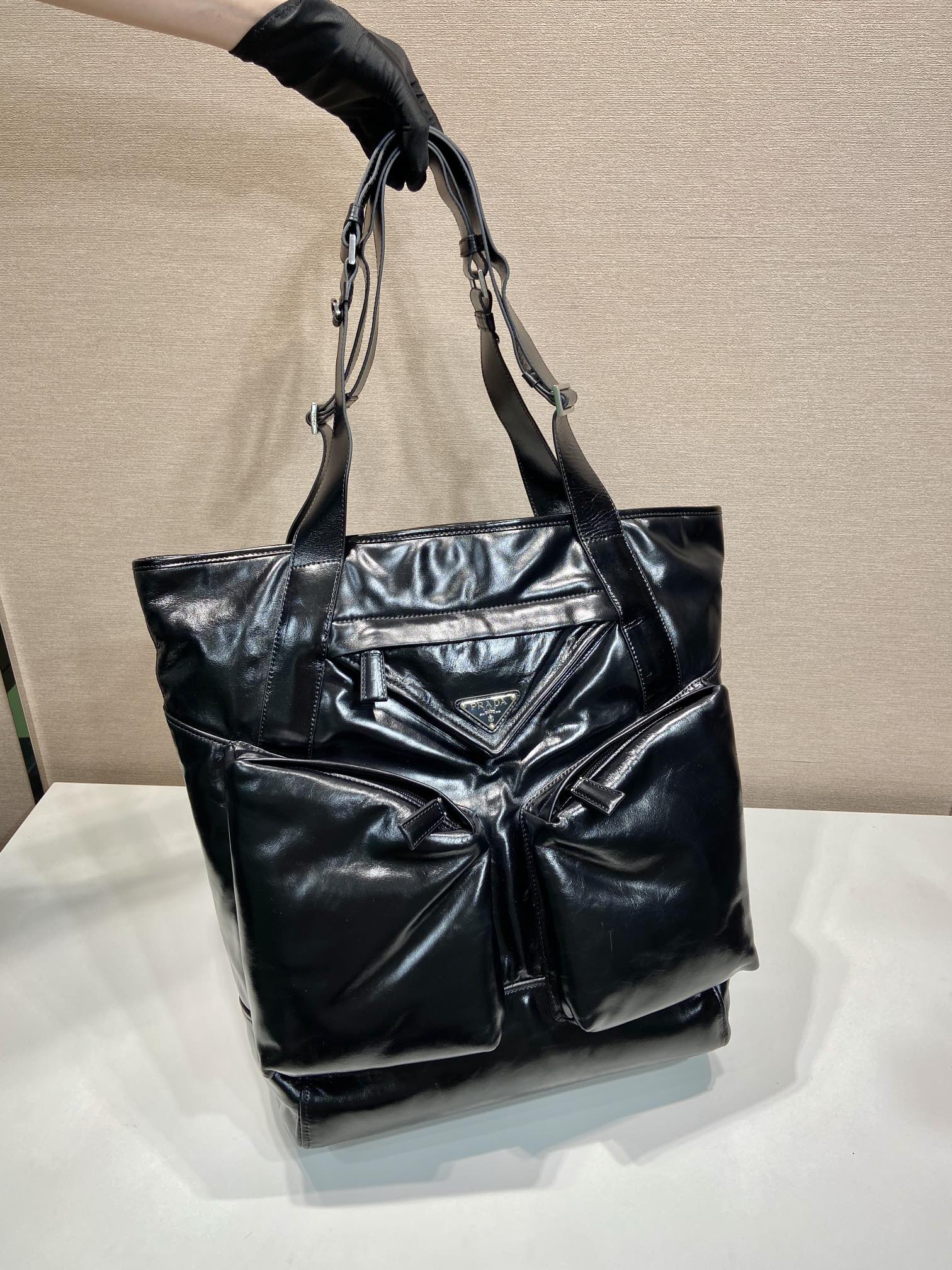 普拉达 PRADA   单肩包 黑色油蜡皮 H0-2VG120_2CX7_F0002
