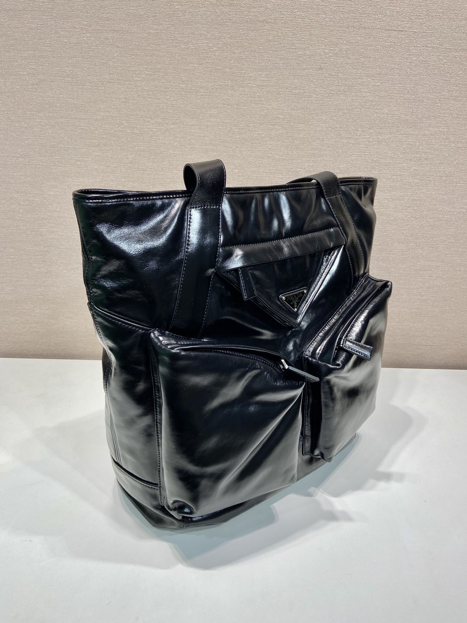 普拉达 PRADA   单肩包 黑色油蜡皮 H0-2VG120_2CX7_F0002