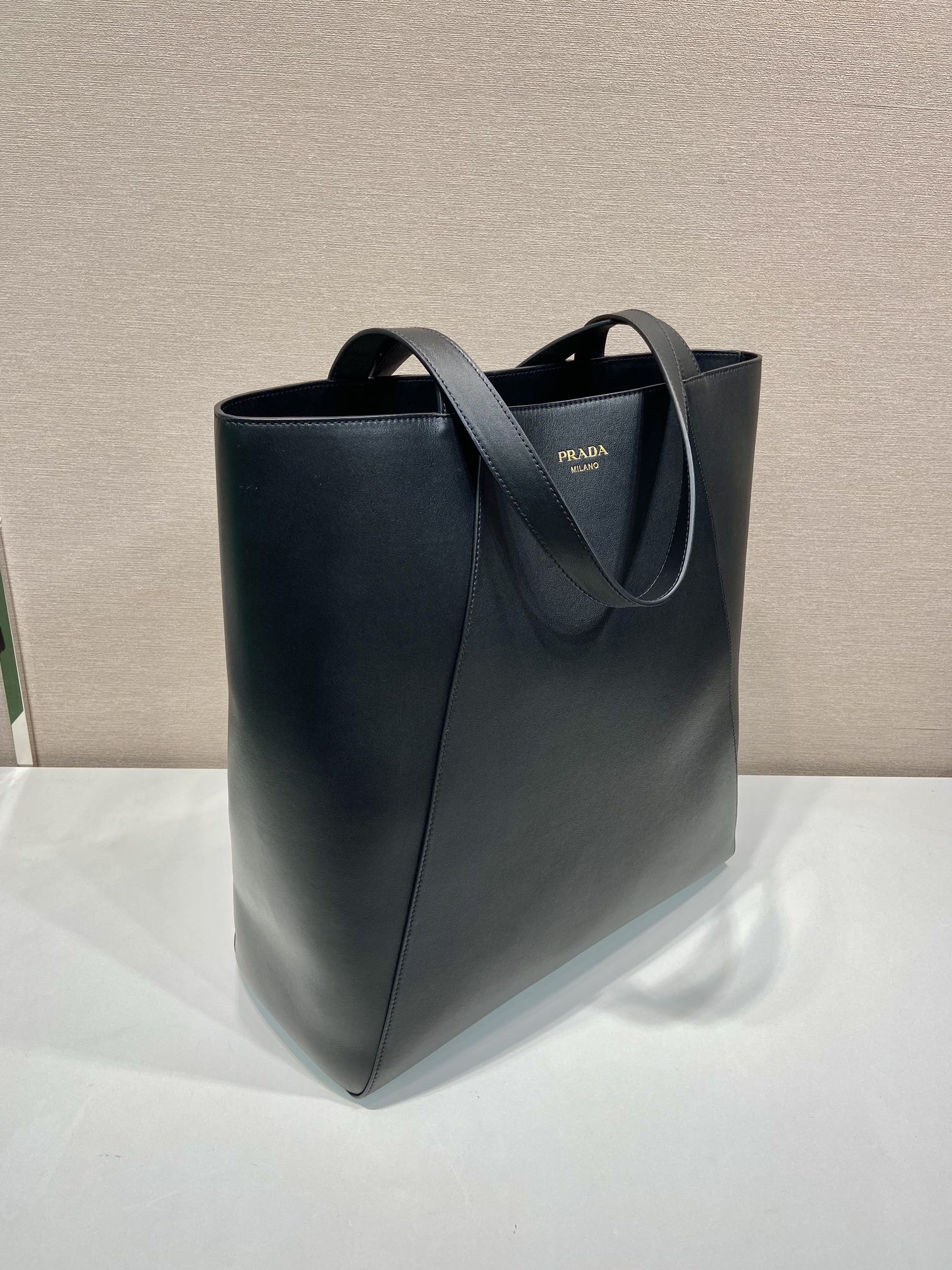 38CM 普拉达 PRADA  单肩手提 包 托特 黑色皮 H0-2VG122_2CYS_F0002