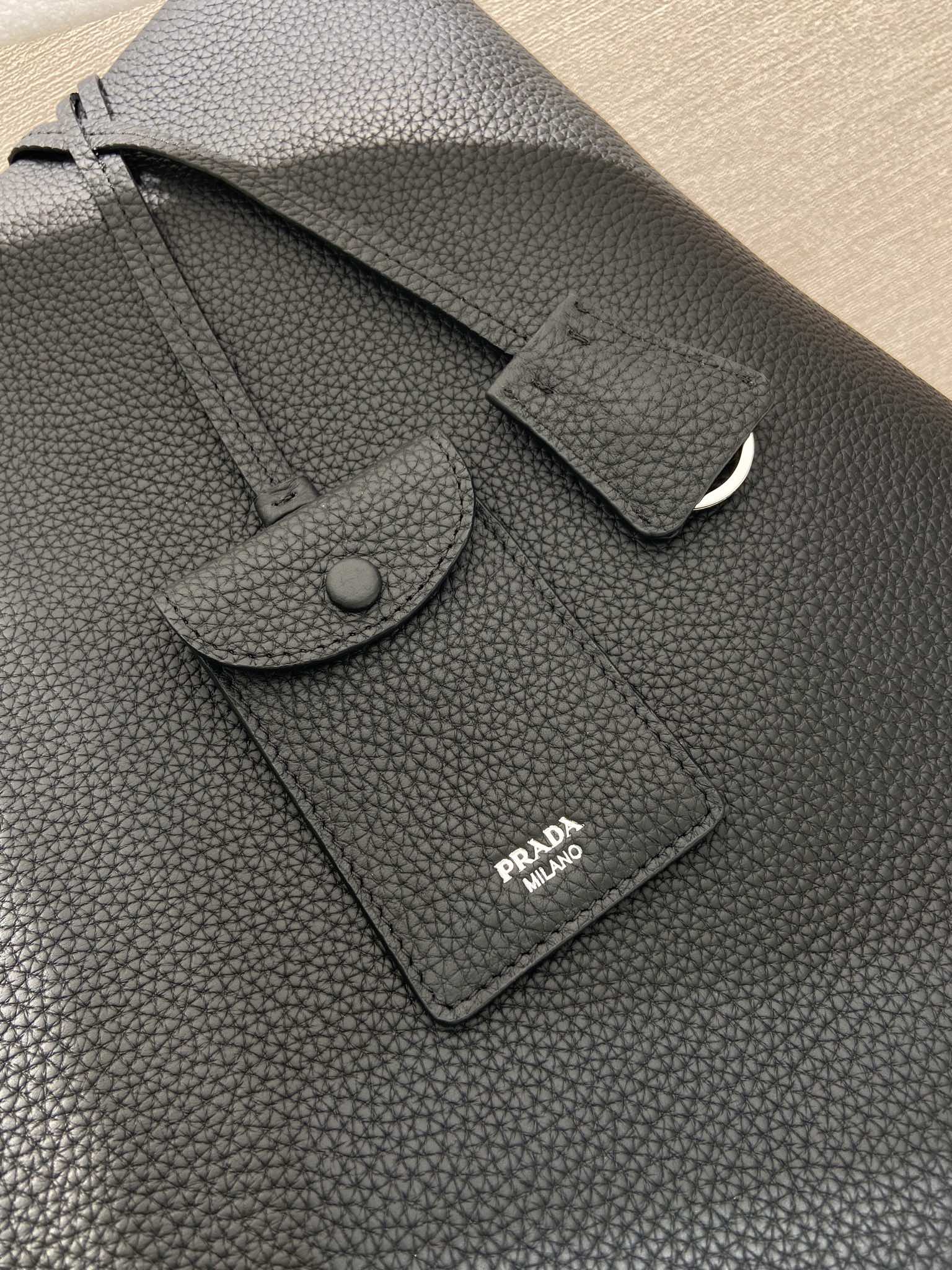 普拉达 PRADA  单肩手提 包 托特  三角logo黑色 皮 H0-2VG130_2BBE_F0002