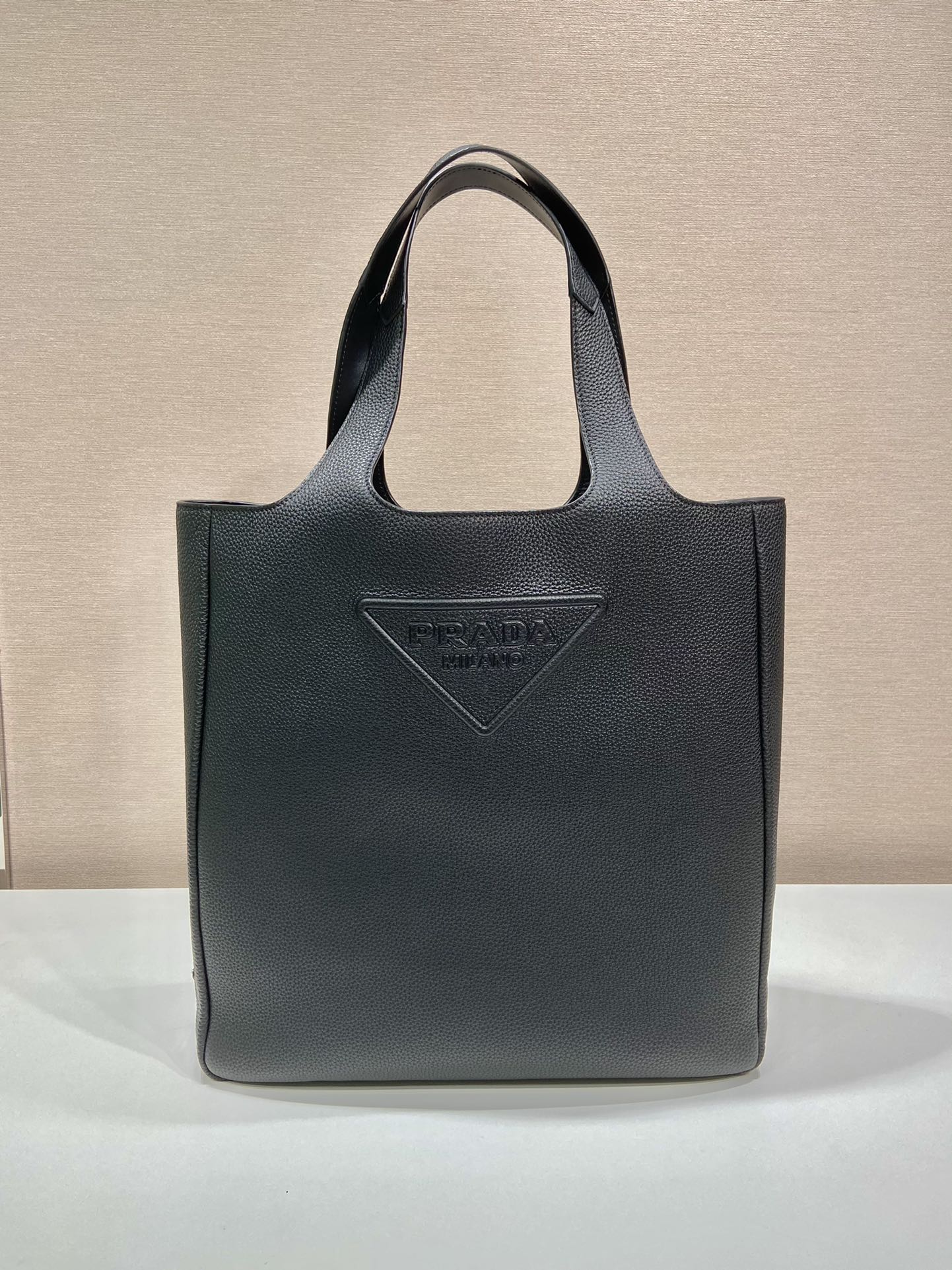 普拉达 PRADA  单肩手提 包 托特  黑色 皮 H0-2VG092_2BBE_F0002_V_OLO