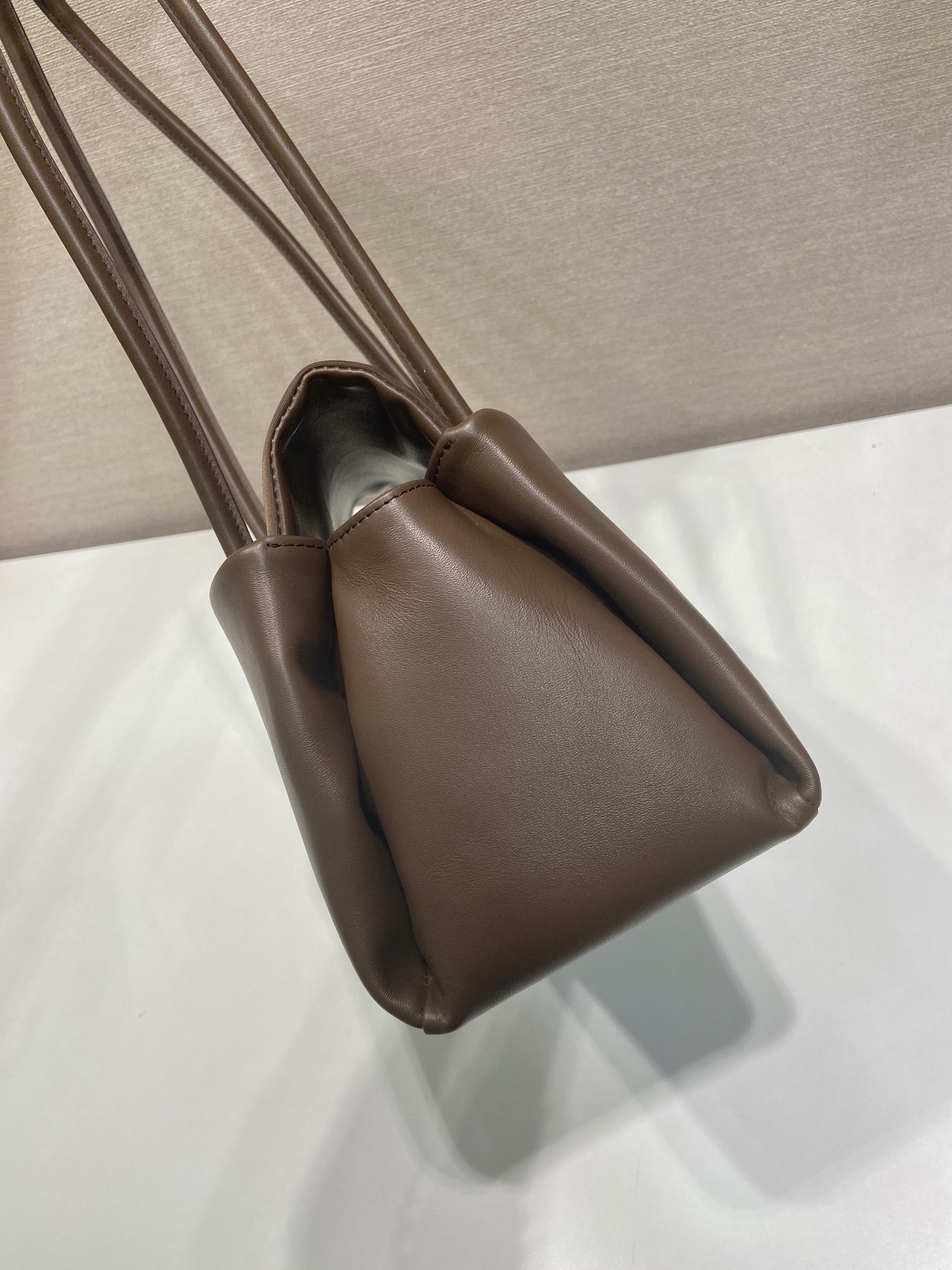 28CM 中号 普拉达 PRADA  Passage 单肩手提 女包  咖啡棕 皮H0-1BA495_2G52_F0201_V_OPO
